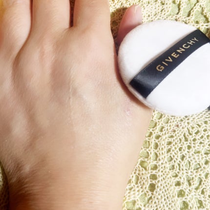 プリズム・リーブル/GIVENCHY/ルースパウダーを使ったクチコミ(4枚目)