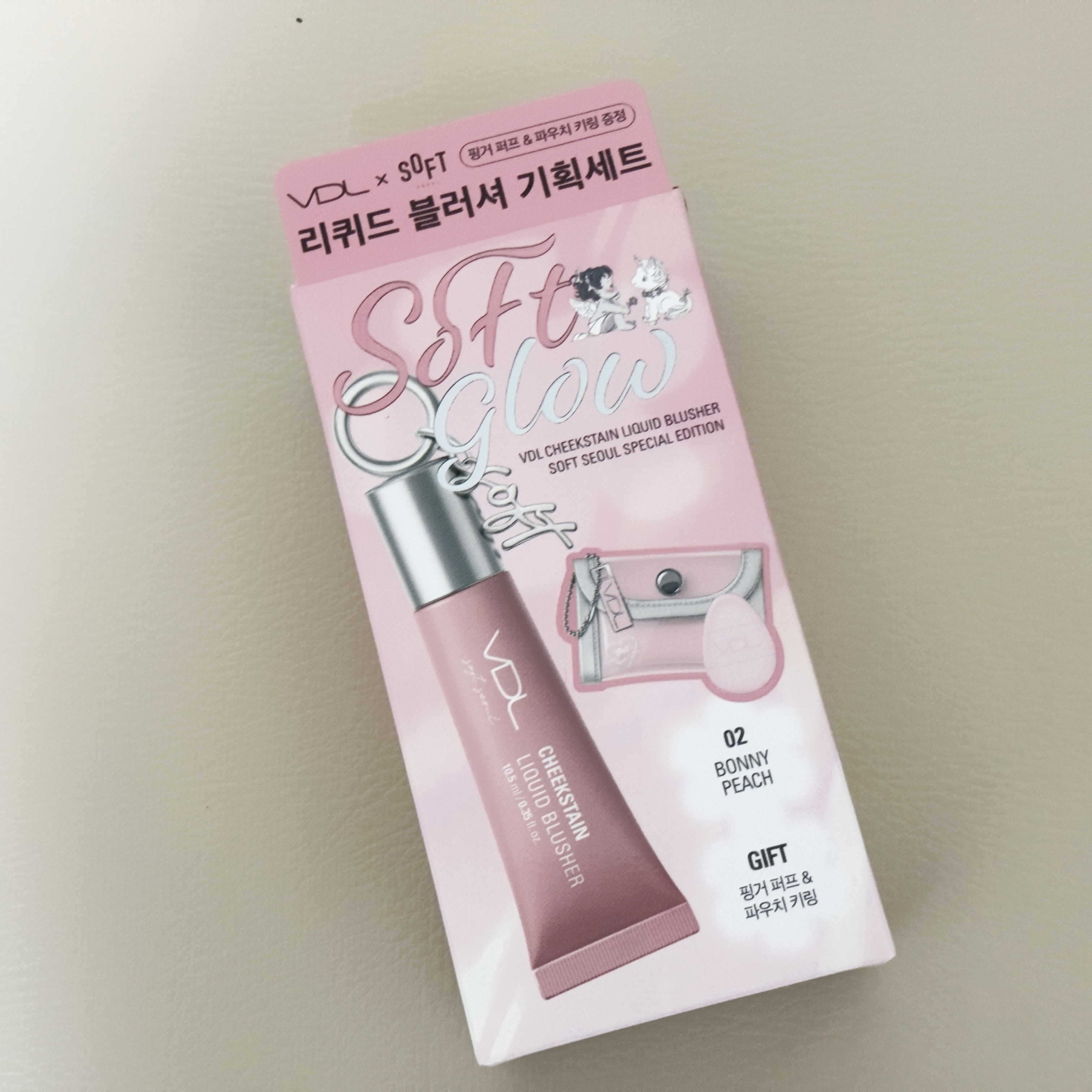 ＶＤＬ　チークステイン　リキッド　ブラッシャー 02　ディム　ピーチ/VDL/リキッドチークを使ったクチコミ（2枚目）