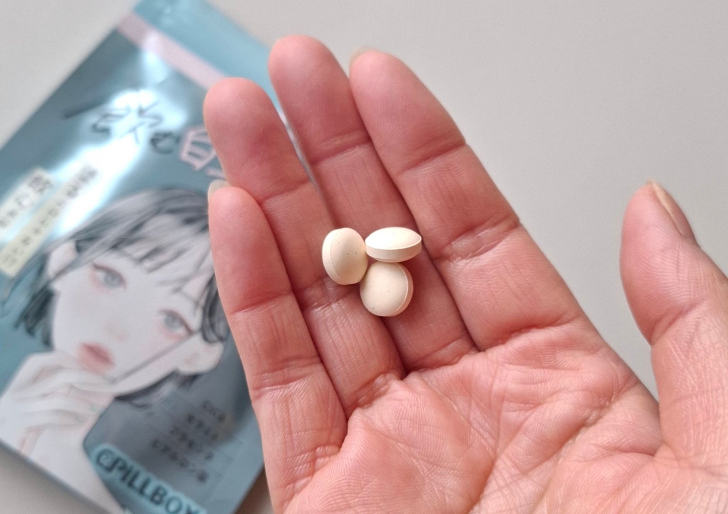 飲む白玉グルタチ/ピルボックス/美容サプリメントを使ったクチコミ(3枚目)