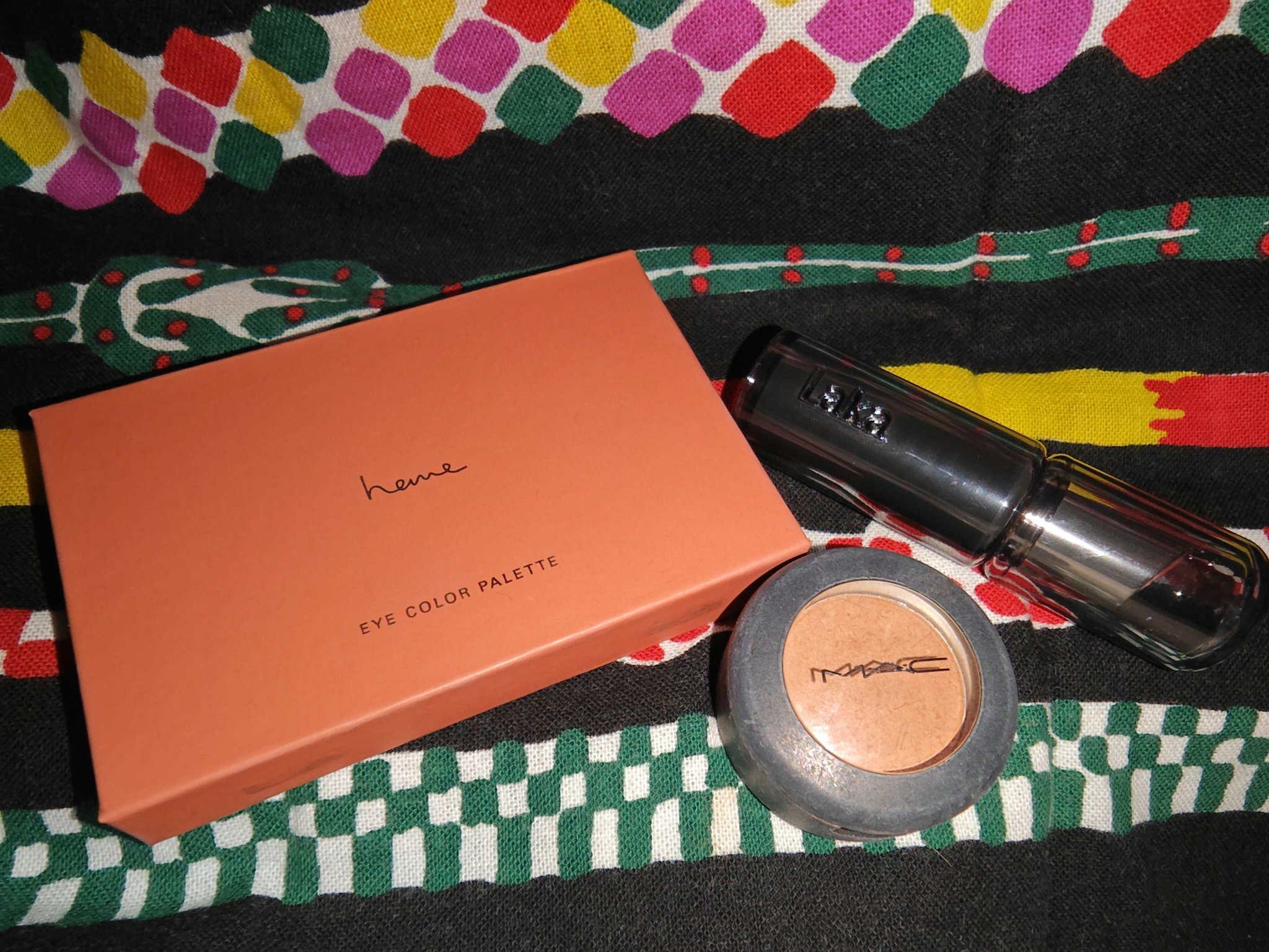 パウダー キス アイシャドウ/M・A・C/単色アイシャドウを使ったクチコミ（1枚目）