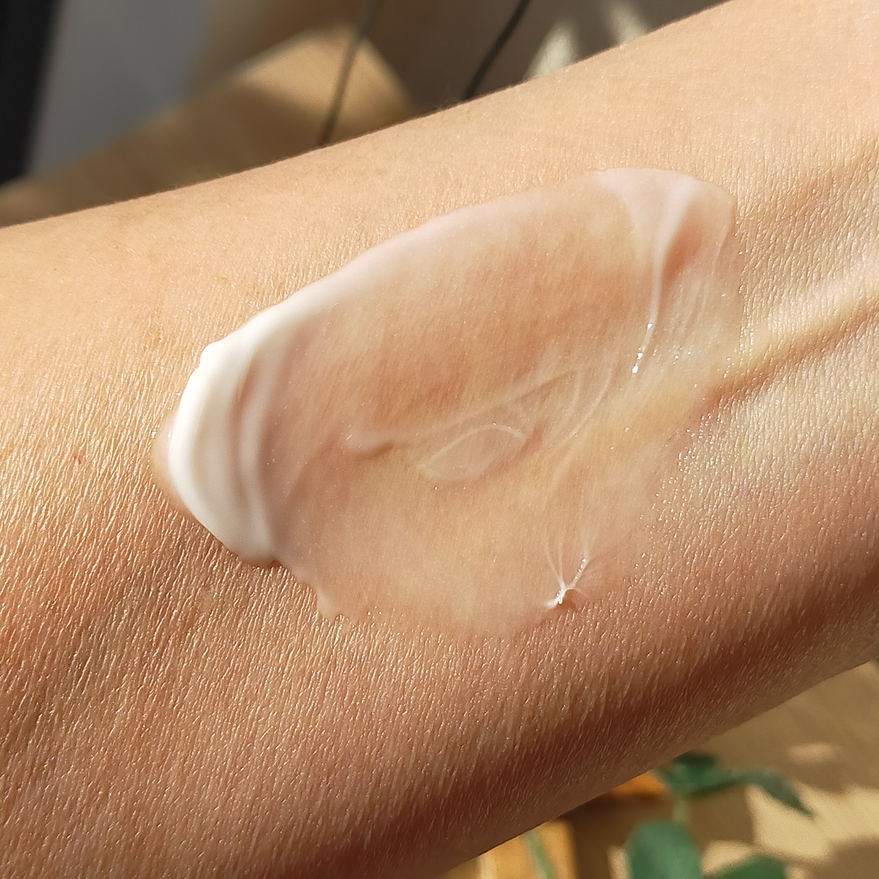 スキンバリア モイスチャライジングクリーム/COSRX/ボディクリームを使ったクチコミ（3枚目）