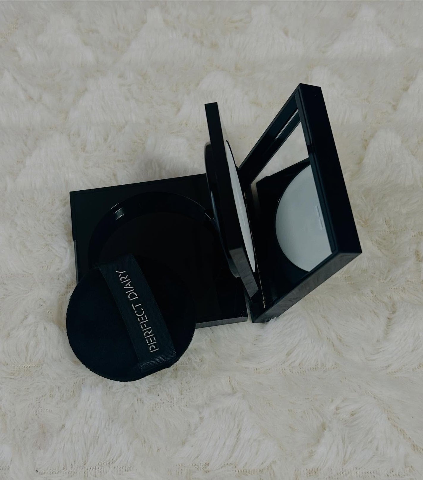 トランスルーシェント ブルーリング セッティング パウダー/PERFECT DIARY/プレストパウダーを使ったクチコミ(3枚目)