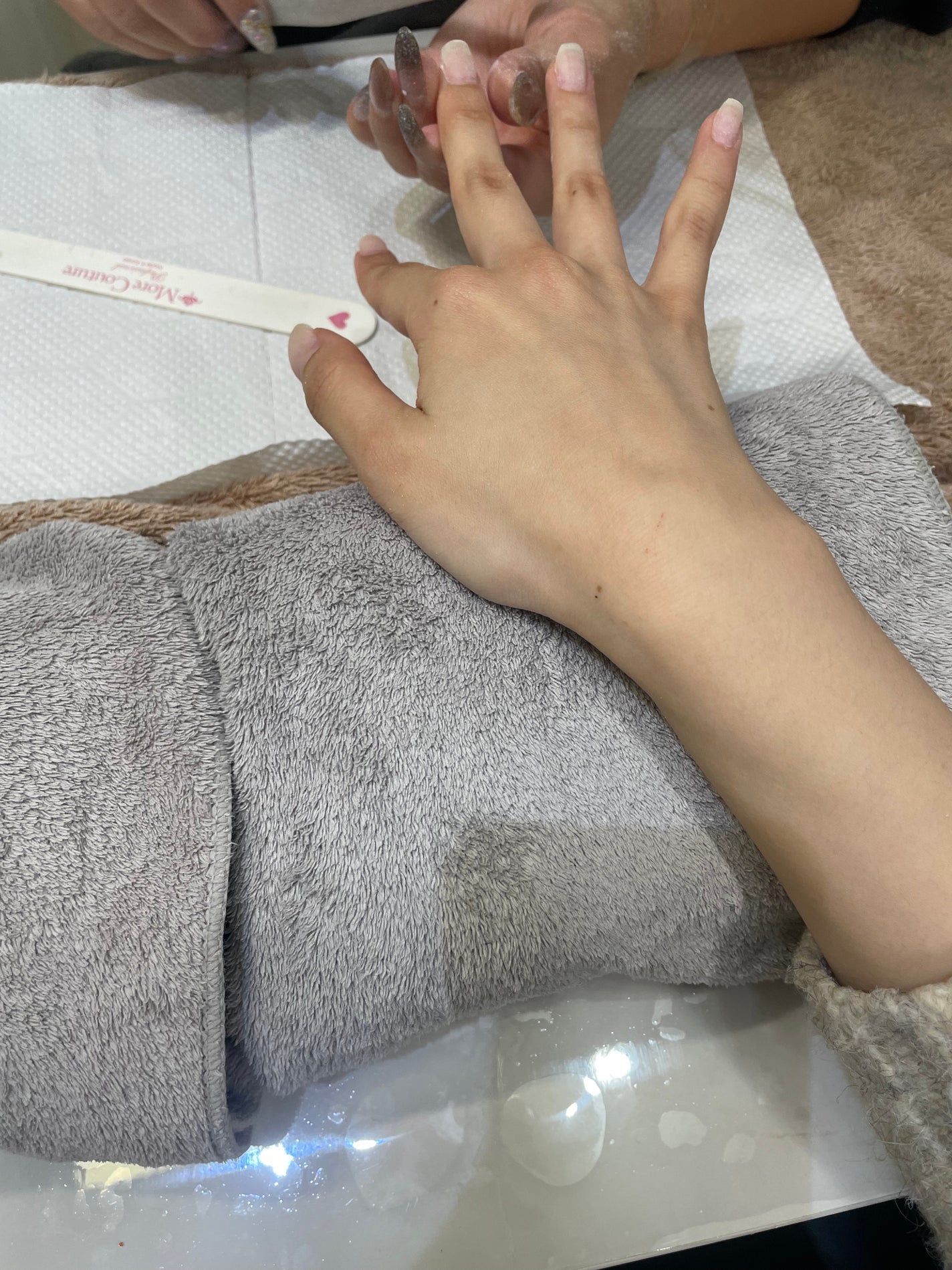 うさぴ@フォロバ100 on LIPS 「今月はネイルサロンレボルデさんにてうるちゅるでシンプル可愛いネ..」(6枚目)