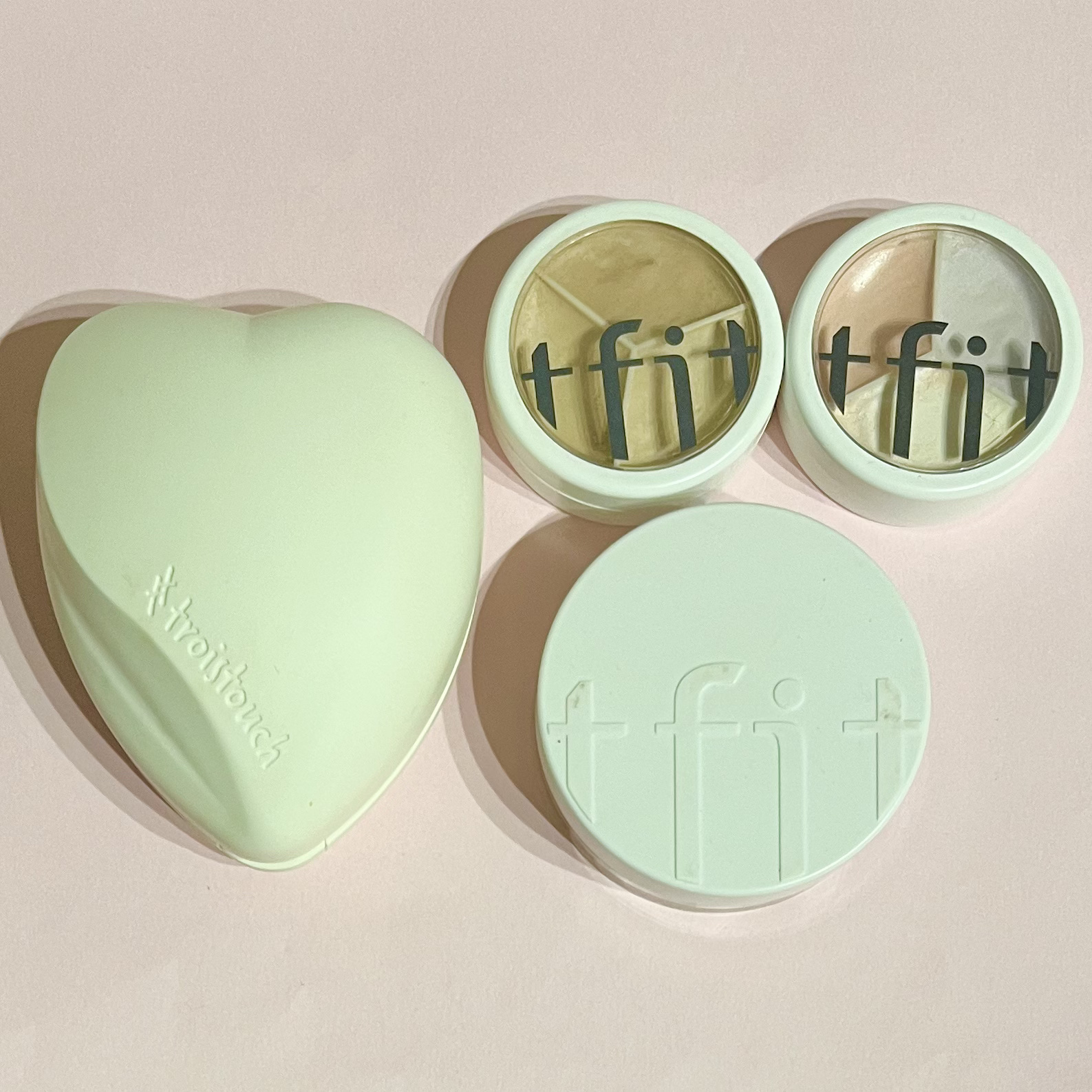 トワタッチ ハートクッション マットカバー/troistouch/クッションファンデーションを使ったクチコミ（2枚目）