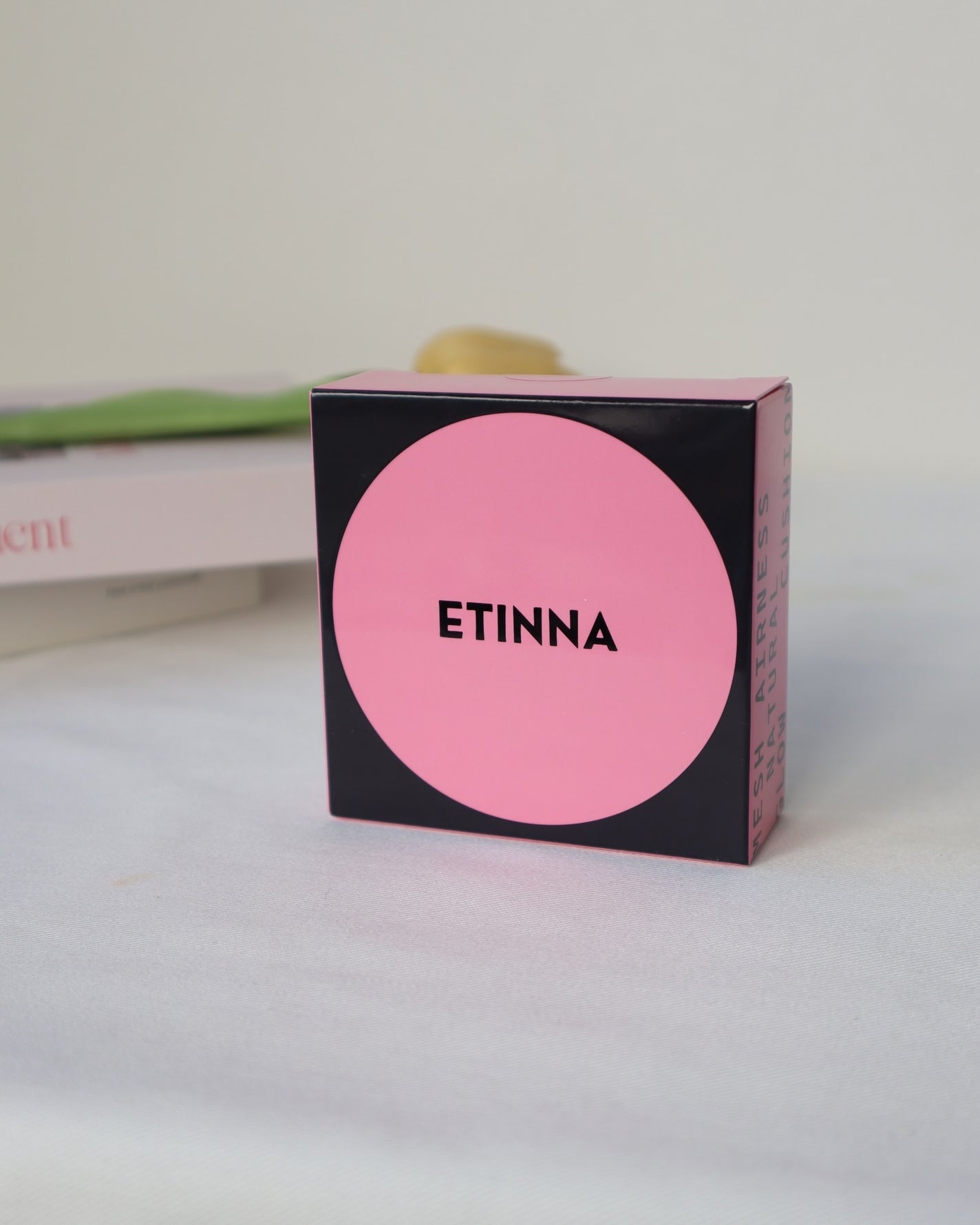 エティナ メッシュエアネス ナチュラルグロウ クッション/ETINNA/クッションファンデーションを使ったクチコミ(5枚目)