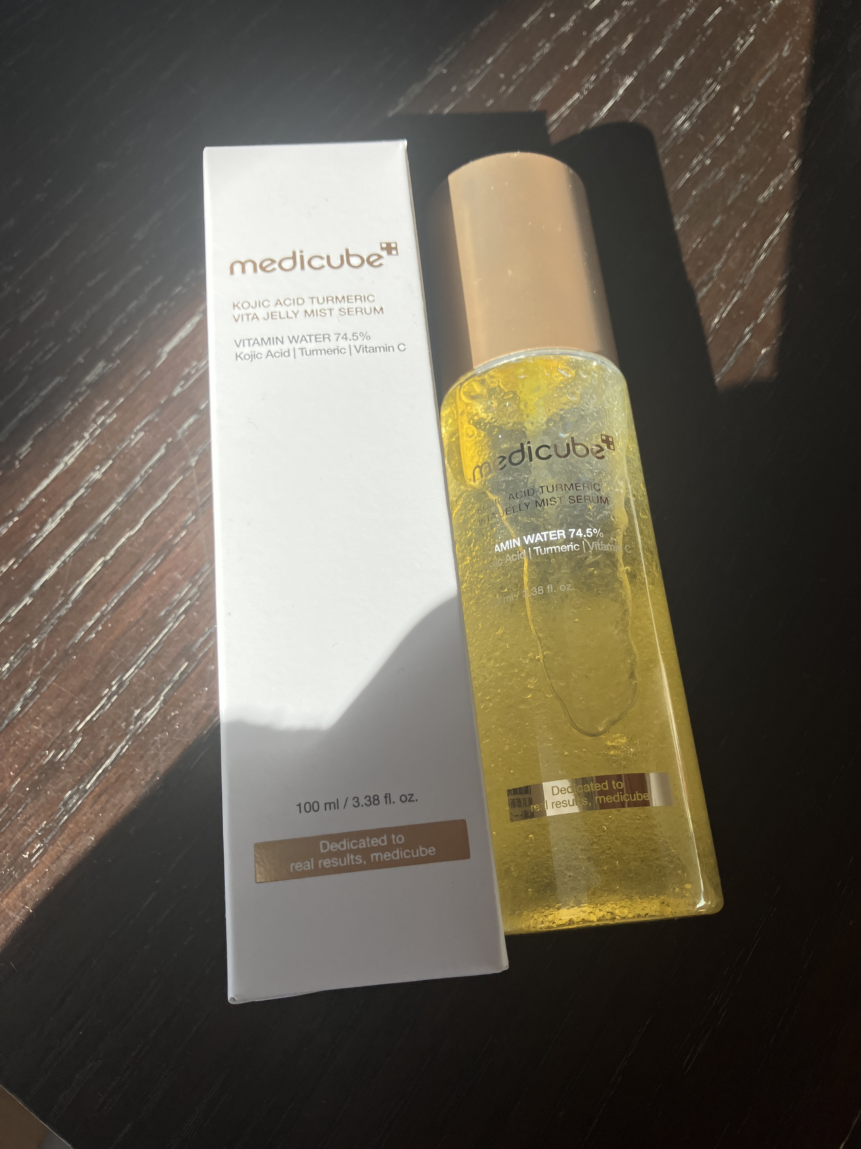 コウジ酸ビタゼリーセラムミスト/MEDICUBE/美容液を使ったクチコミ（1枚目）
