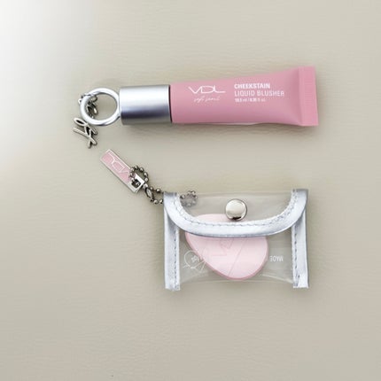 VDL VDL チークステイン リキッド ブラッシャーのクチコミ「VDL
チークステイン リキッド ブラッシャー
02 ディム ピーチ
発売前情報があま.....」(1枚目)