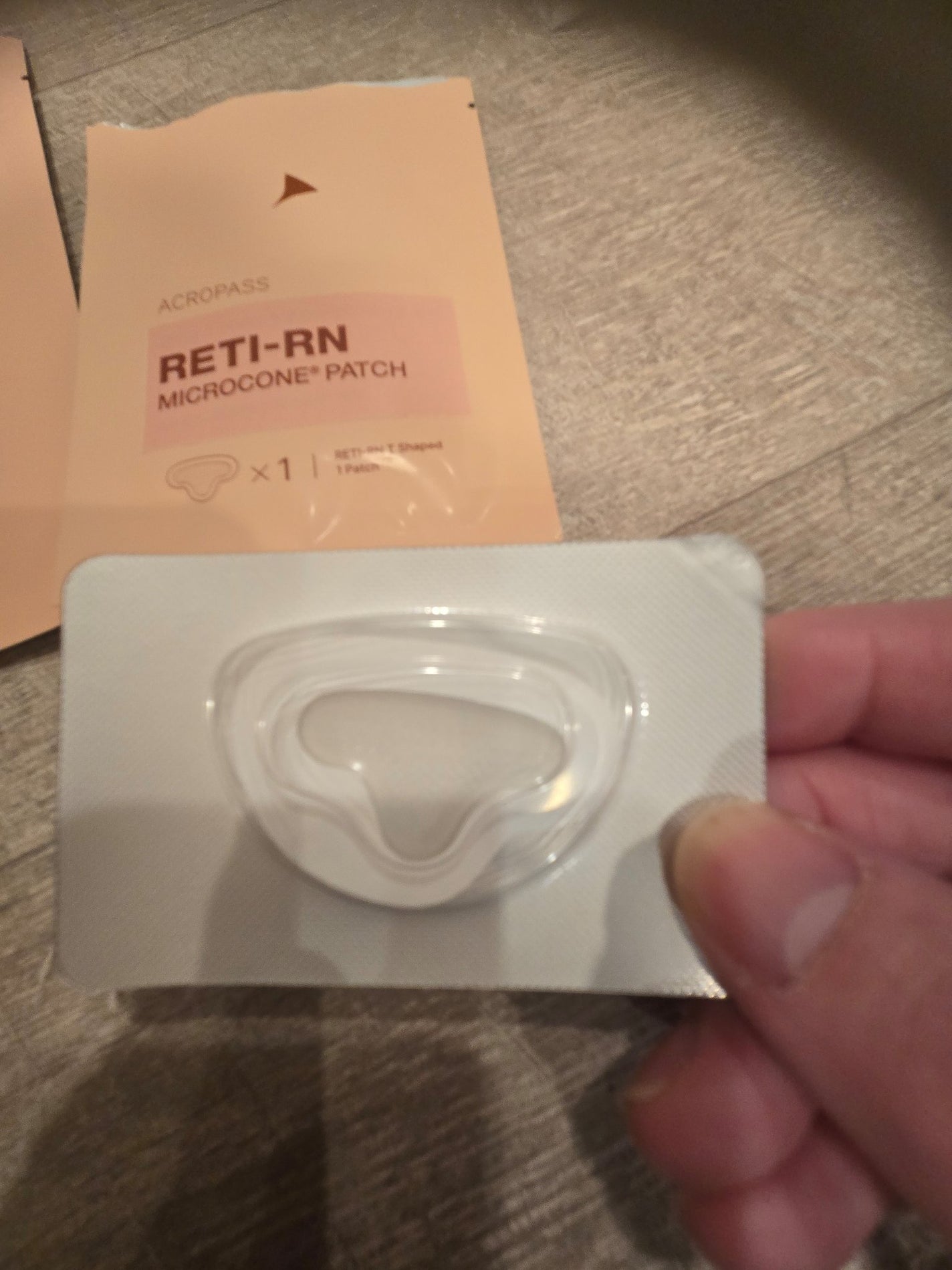 レチアールエヌ スリムパッチ/ACROPASS/シートマスク・パックを使ったクチコミ(4枚目)