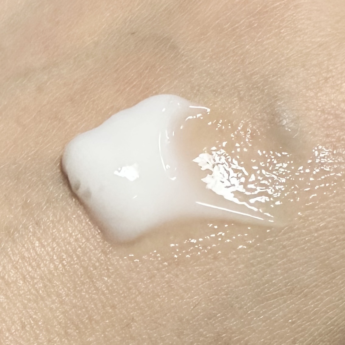 ボンリペアミルク/bonparme/ヘアミルクを使ったクチコミ（2枚目）