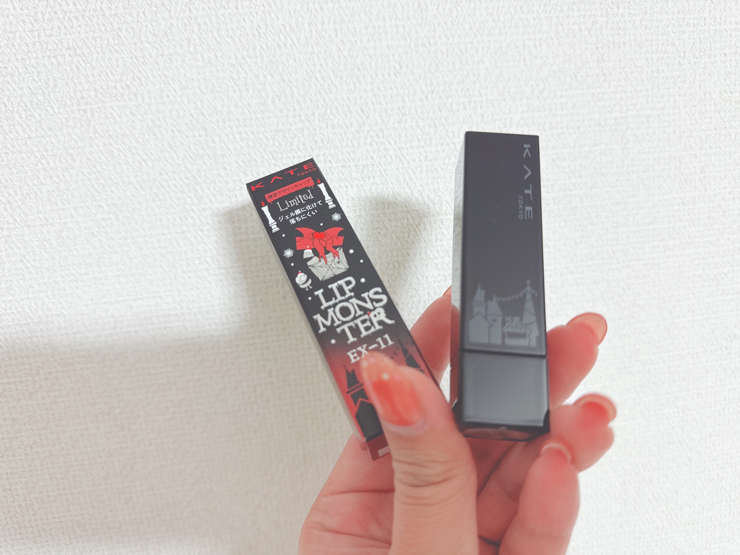 🌸KATE
ケイト リップモンスター
EX-11 紅煙宿る贈り物
限定色  ¥1,540

やっぱりリップが何食べても塗り直しが少なくて済むリプモンは手放せない！！
しかも限定色が可愛すぎて1本で納得いく色ができるのでもう大満足！！限定色