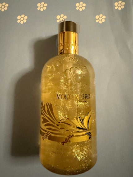 モルトンブラウン フェスティブヴィンテージ エルダーフラワー バス&シャワージェルのクチコミ「MOLTON BROWN
モルトンブラウン フェスティブヴィンテージ エルダーフラワー#ハン.....」(1枚目)