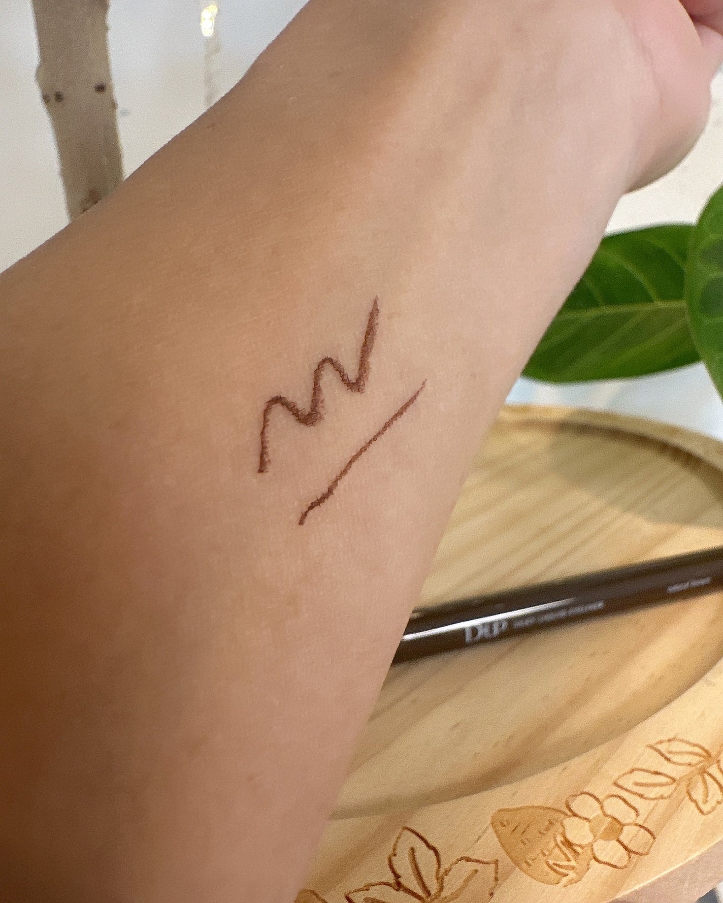 シルキーリキッドアイライナーWP/D-UP/リキッドアイライナーを使ったクチコミ(2枚目)