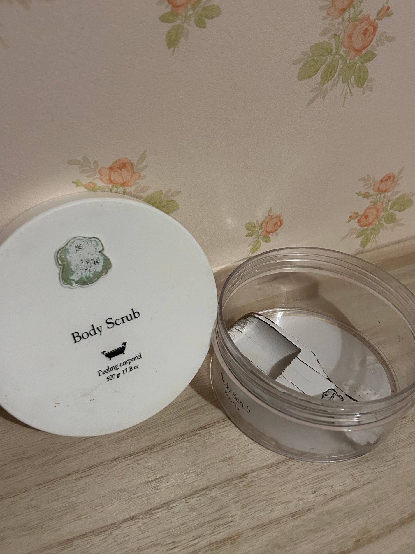 ピオニーガーデニア ボディスクラブ/Laline/ボディスクラブを使ったクチコミ(2枚目)