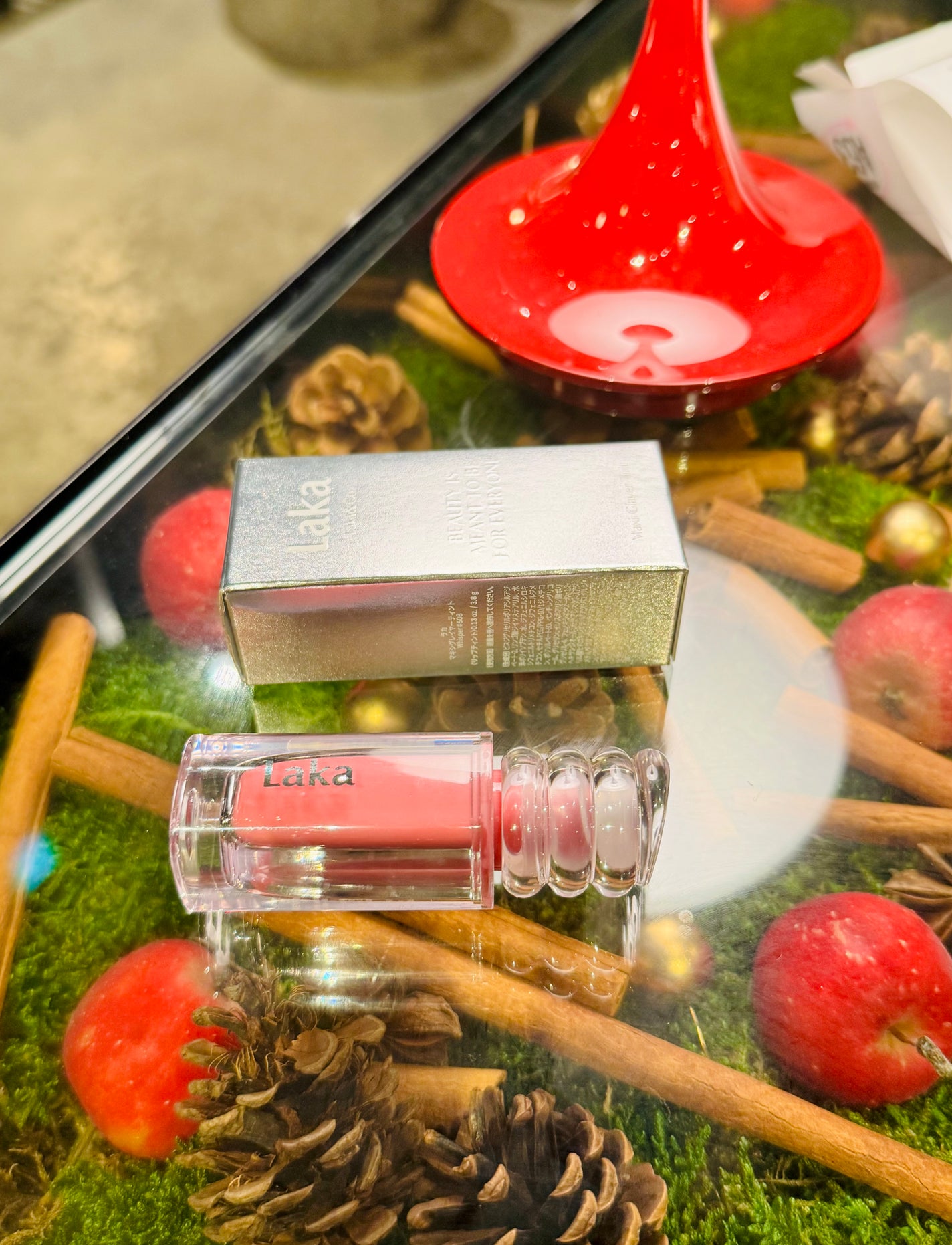 ラカ マキシグレイヤーティント/Laka/リップティントを使ったクチコミ(5枚目)