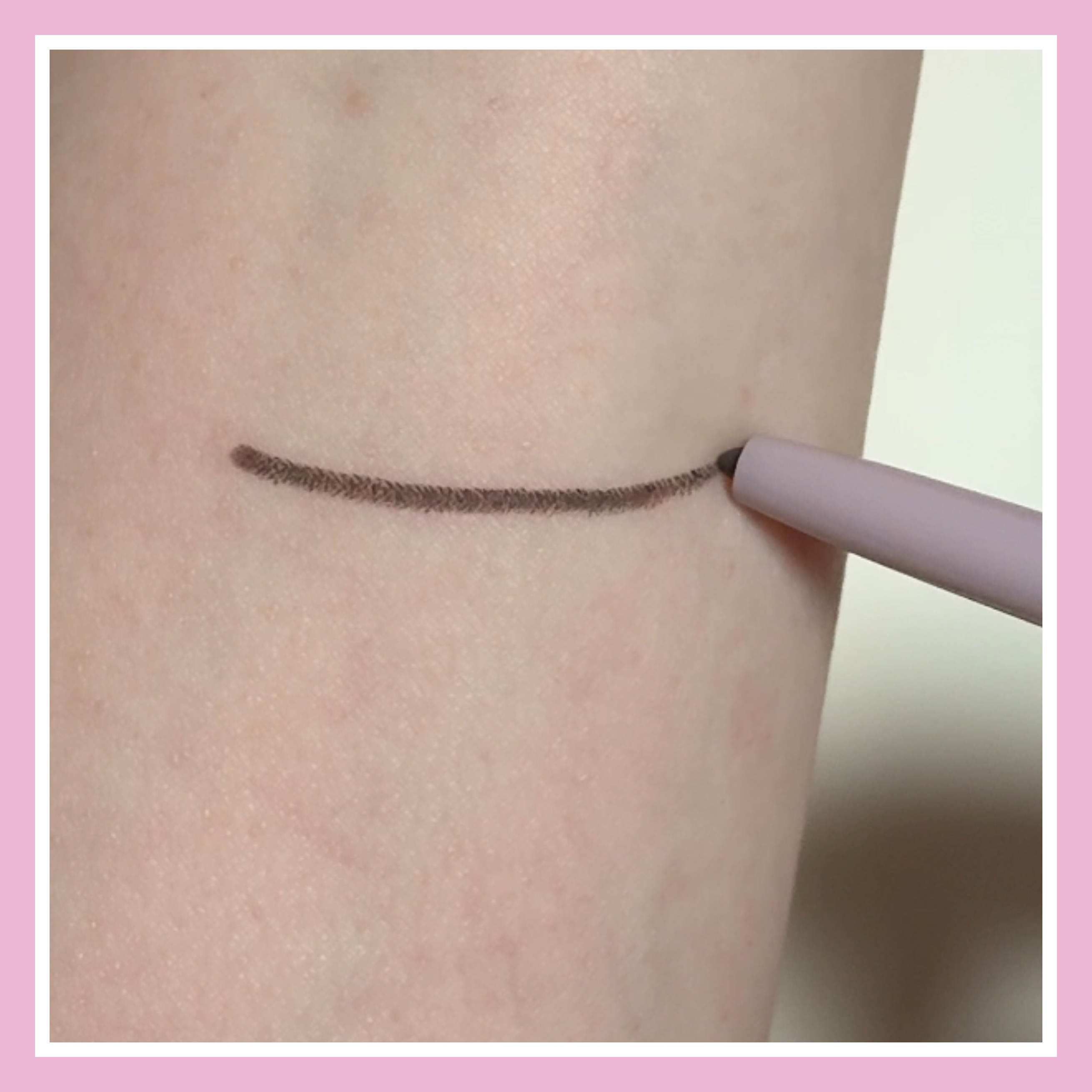 &.Wチャーム　アイライナー/DAISO/ペンシルアイライナーを使ったクチコミ（2枚目）