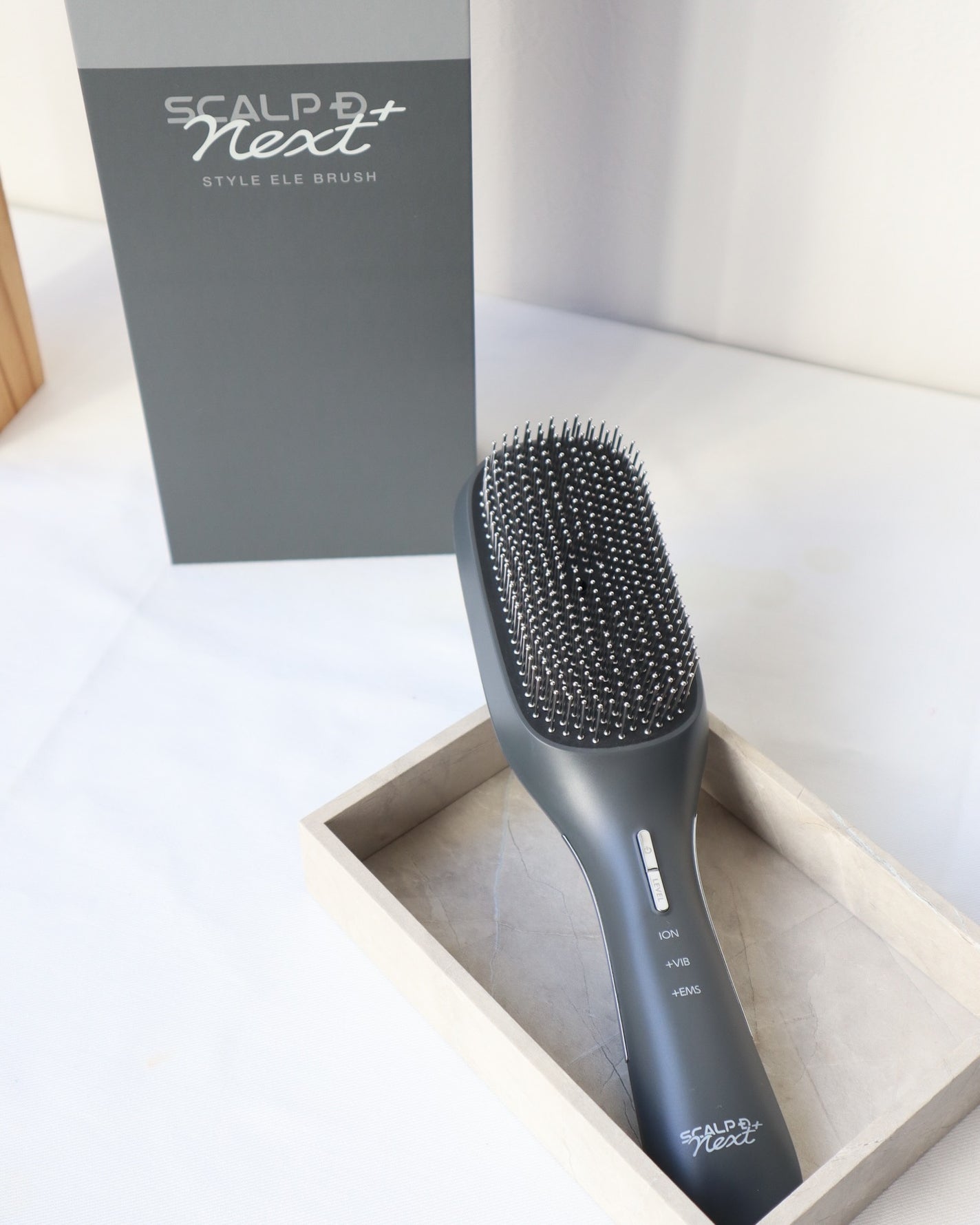 スカルプD ネクストプラス スタイルエレブラシ/アンファー(スカルプD)/ヘッドマッサージャーを使ったクチコミ(6枚目)