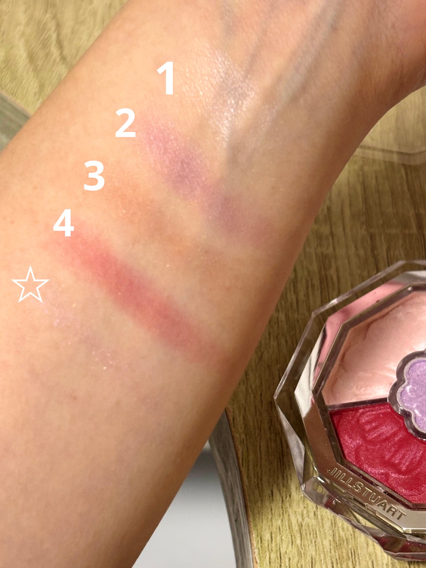 ジルスチュアート ブルームクチュール アイズ/JILL STUART/アイシャドウパレットを使ったクチコミ(3枚目)