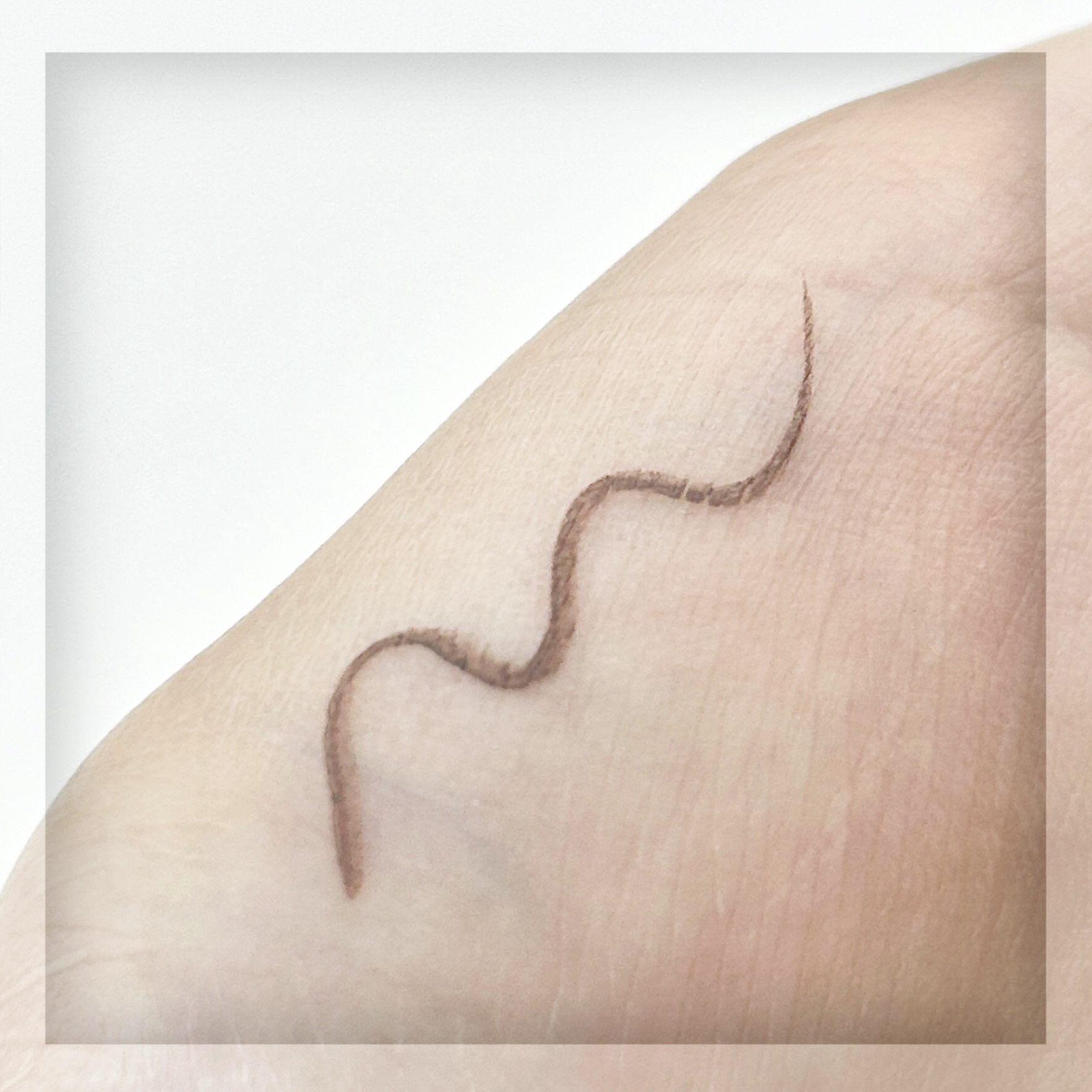 シルキーリキッドアイライナーWP/D-UP/リキッドアイライナーを使ったクチコミ（3枚目）