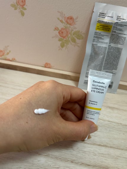 グルタミンCルミナスアイクリーム/Genabelle/アイケア・アイクリームを使ったクチコミ(3枚目)