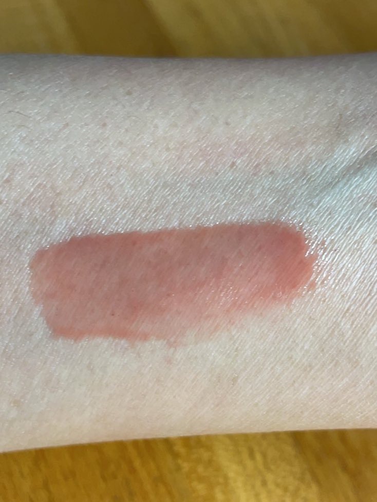 フィー 3Dボリューミンググロス/fwee/リップグロスを使ったクチコミ（2枚目）