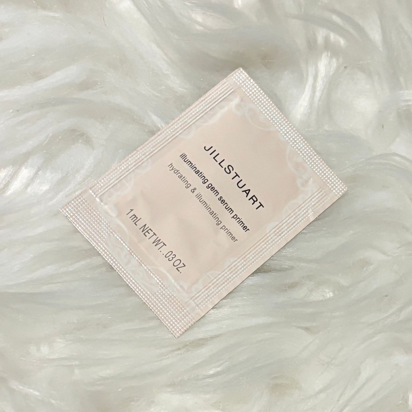 イルミネイティング セラムプライマー ミニ/JILL STUART/化粧下地を使ったクチコミ(1枚目)