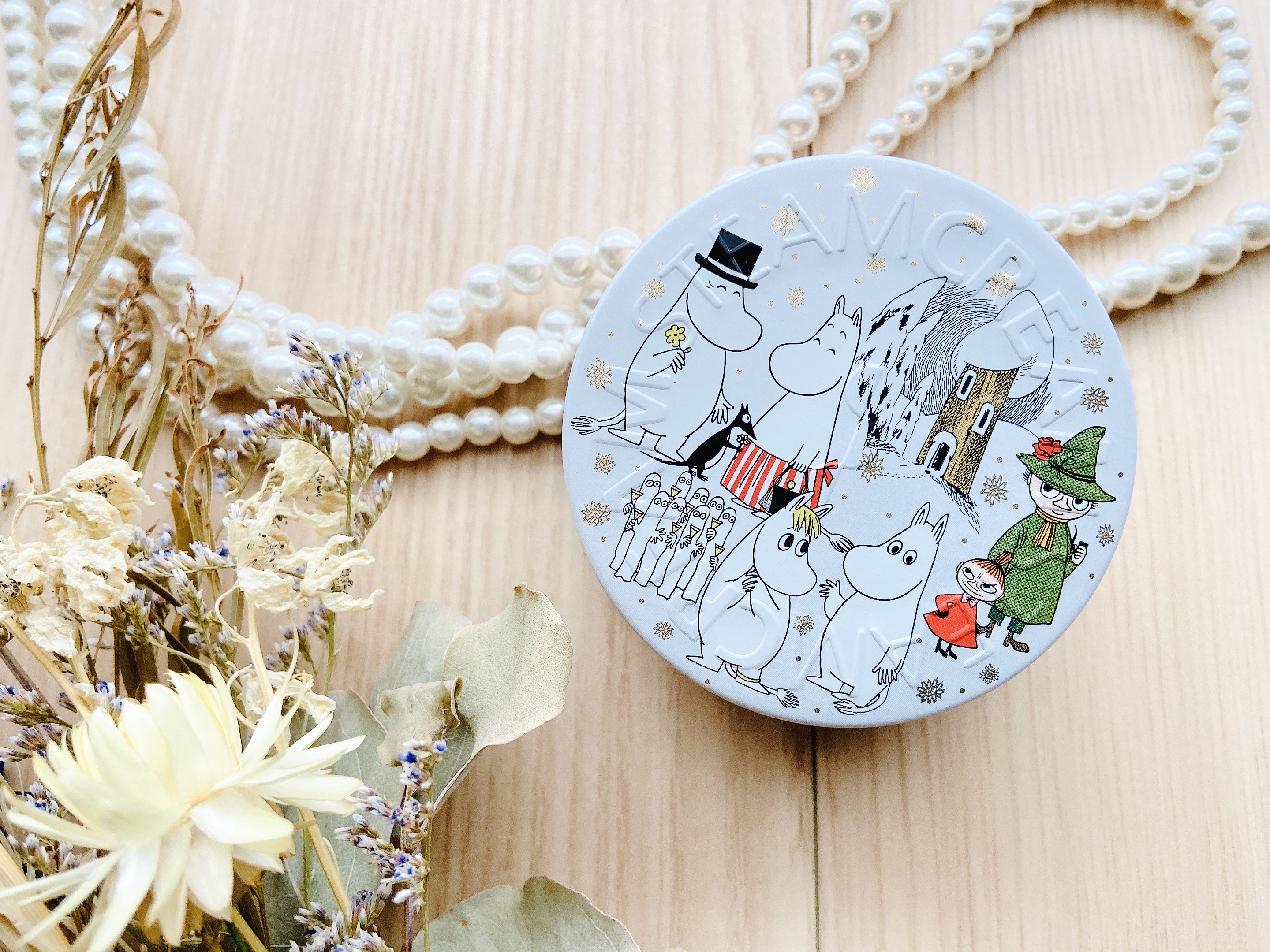 STEAMCREAM スチームクリーム(ムーミン限定品)のクチコミ「ムーミンデザインのスチームクリーム✨

ブランド誕生以来たった一つのクリームで1,000万人の.....」（2枚目）