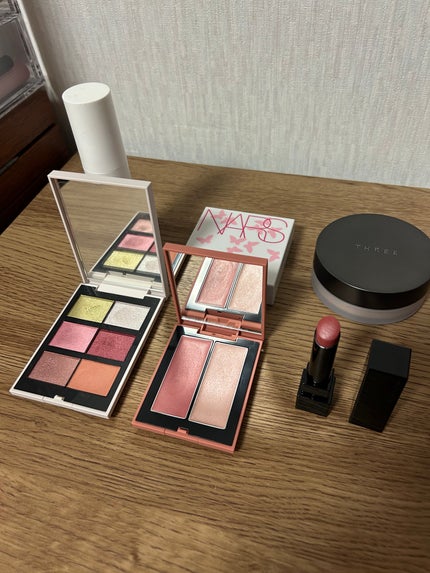 THREE シマリング グロー デュオ R/THREE/クリームハイライトを使ったクチコミ(2枚目)