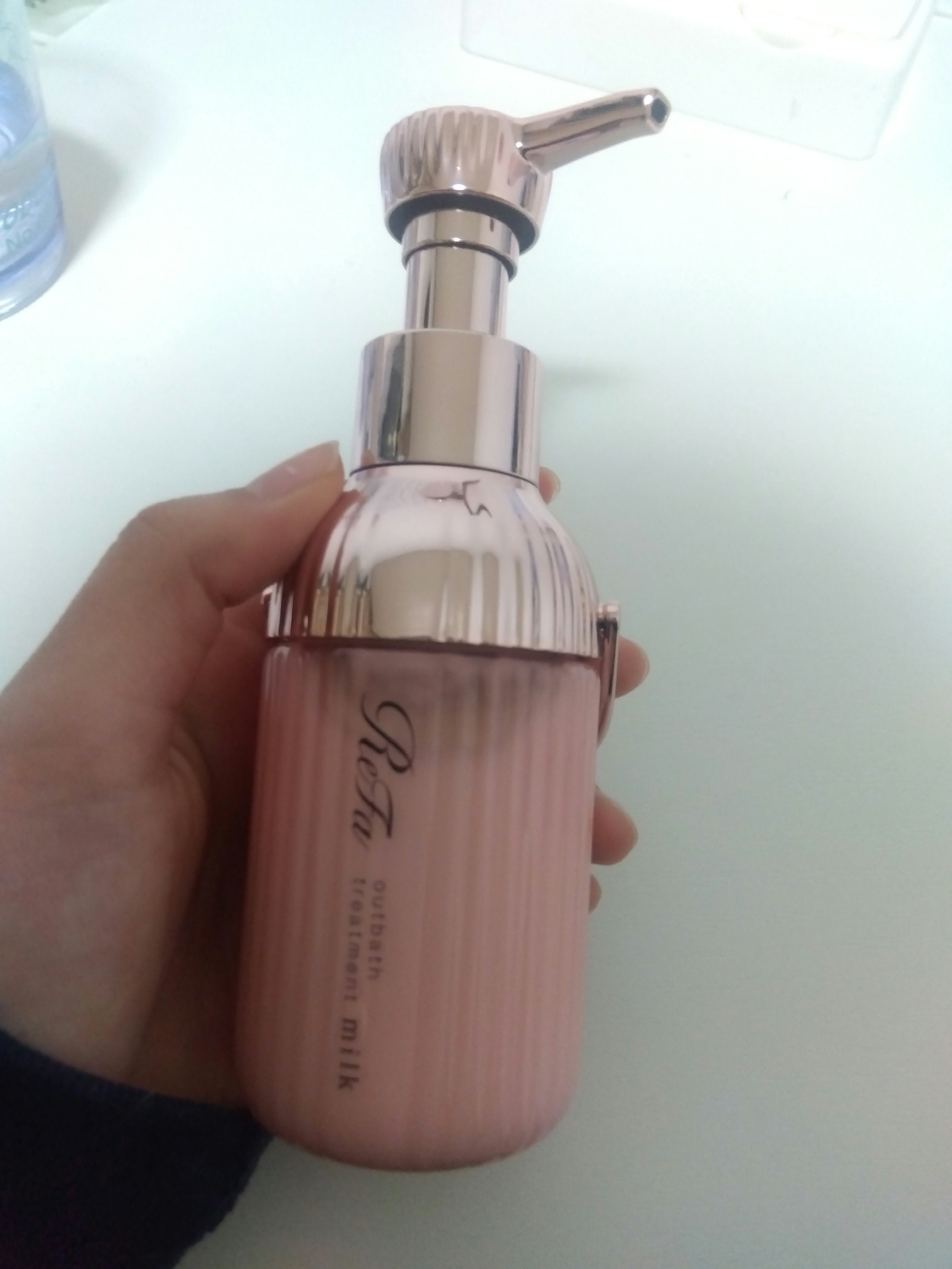 リファミルクプロテインアウトバストリートメント/ReFa/アウトバストリートメントを使ったクチコミ（1枚目）