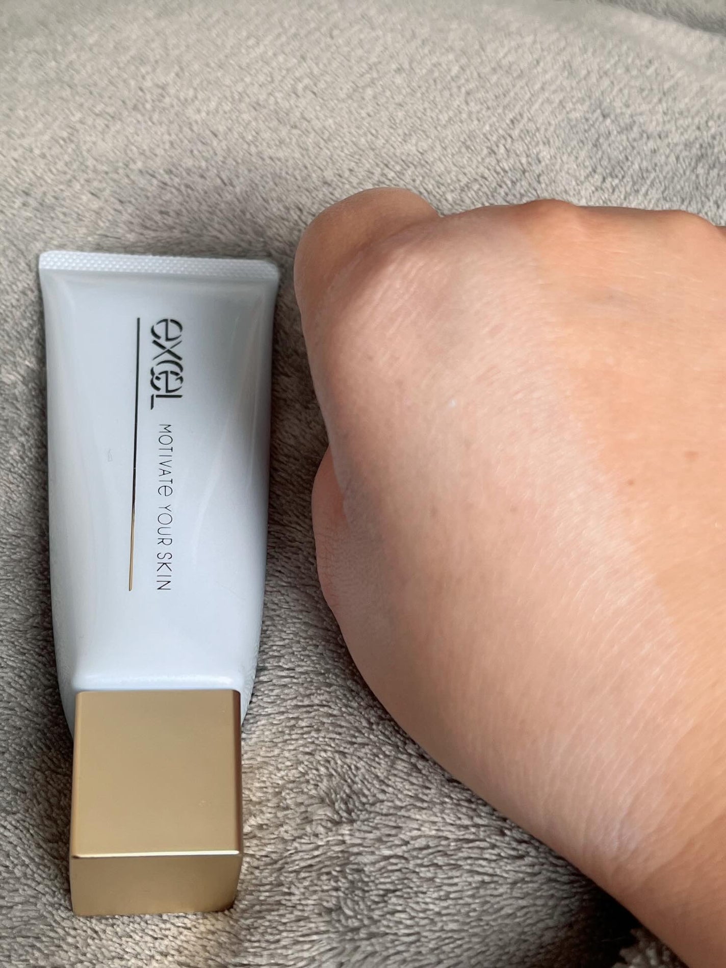 モチベートユアスキン/excel/化粧下地を使ったクチコミ(3枚目)