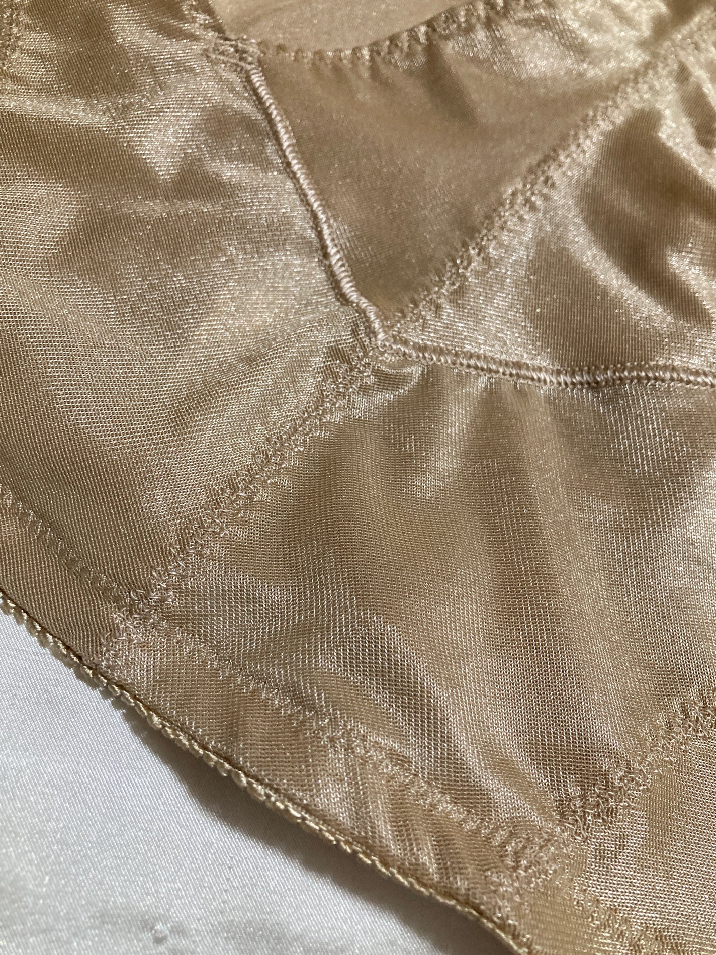 ゆぽぽㄘゃん(フォロバ100) on LIPS 「\醜いお尻を何とかしたい!/…という思いから生まれた「お尻のブ..」(3枚目)