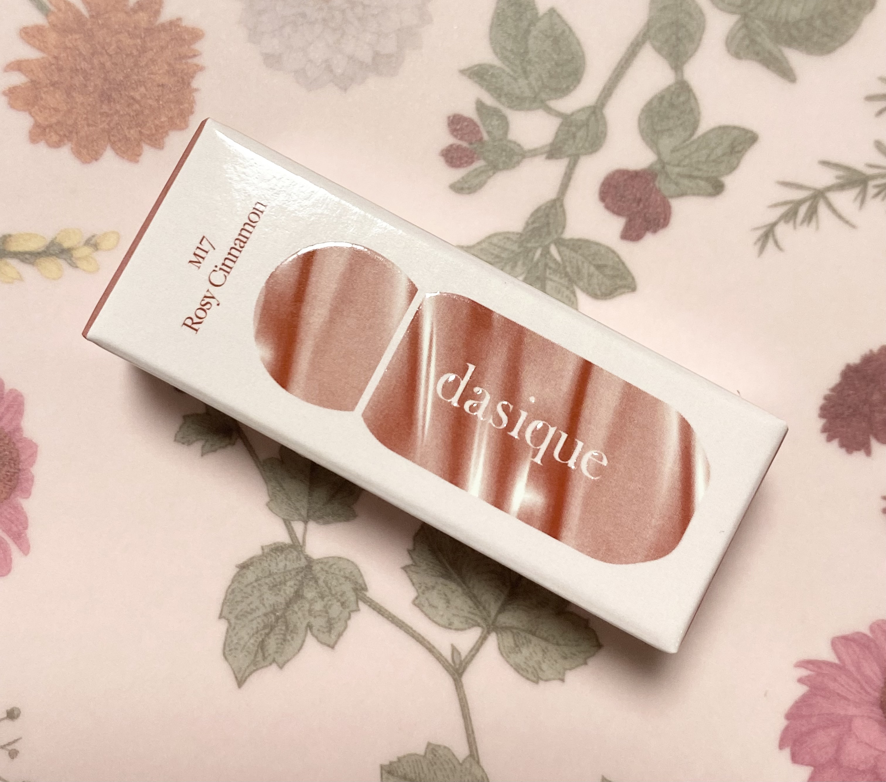 ジューシーデューイグロウティント (ミニ限定) 17 ロージーシナモン/dasique/リップティントを使ったクチコミ（1枚目）