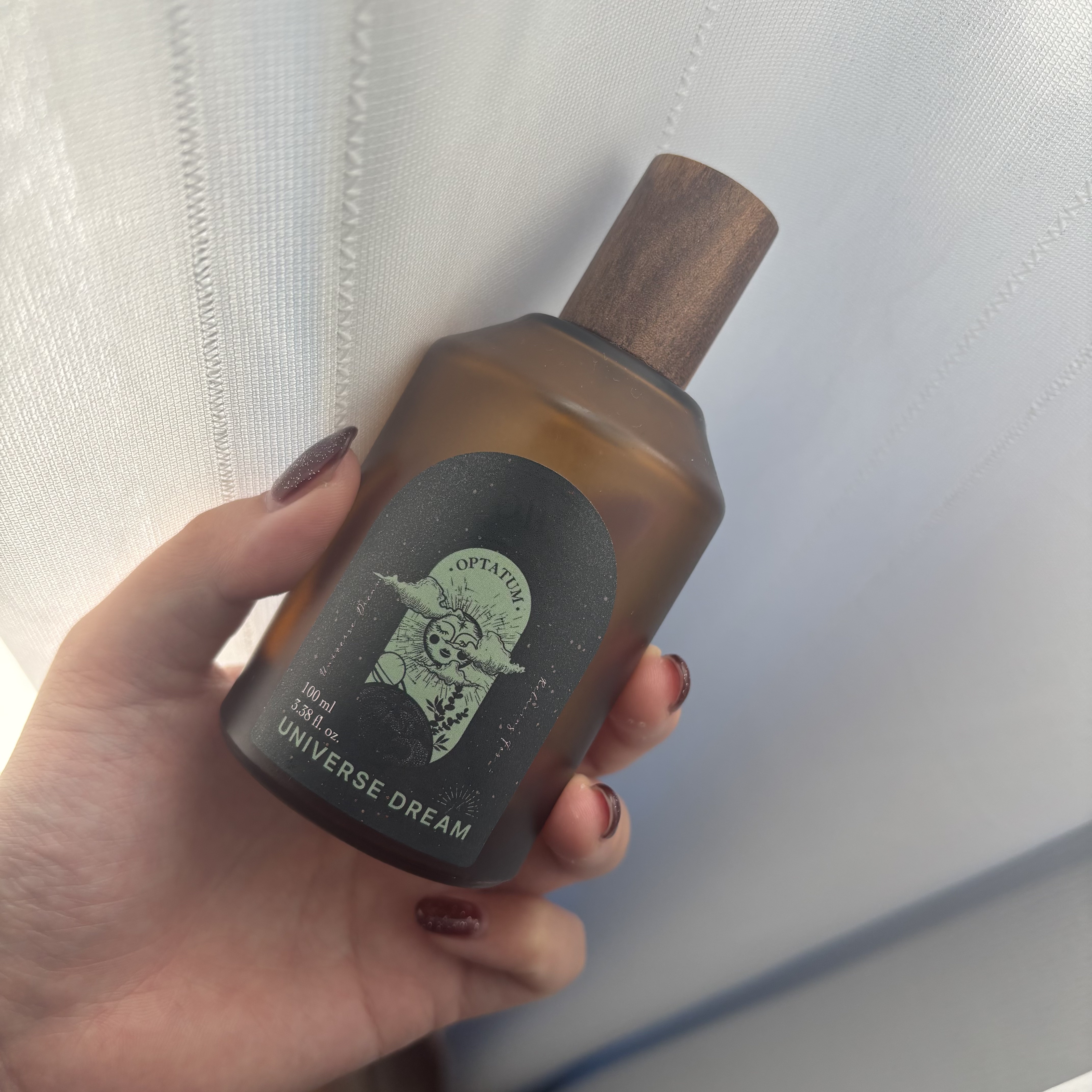 🎄香りでとろける夜をプレゼント…

オプタウム ピローミストが“クリスマスギフトに最適”だった件✨

■ 商品名

Optatum（オプタウム） ピローミスト

■ 商品概要

・韓国発フレグランスブランド 「Optatum」のピローミス