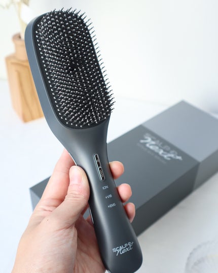 スカルプD ネクストプラス スタイルエレブラシ/アンファー(スカルプD)/ヘッドマッサージャーを使ったクチコミ(5枚目)