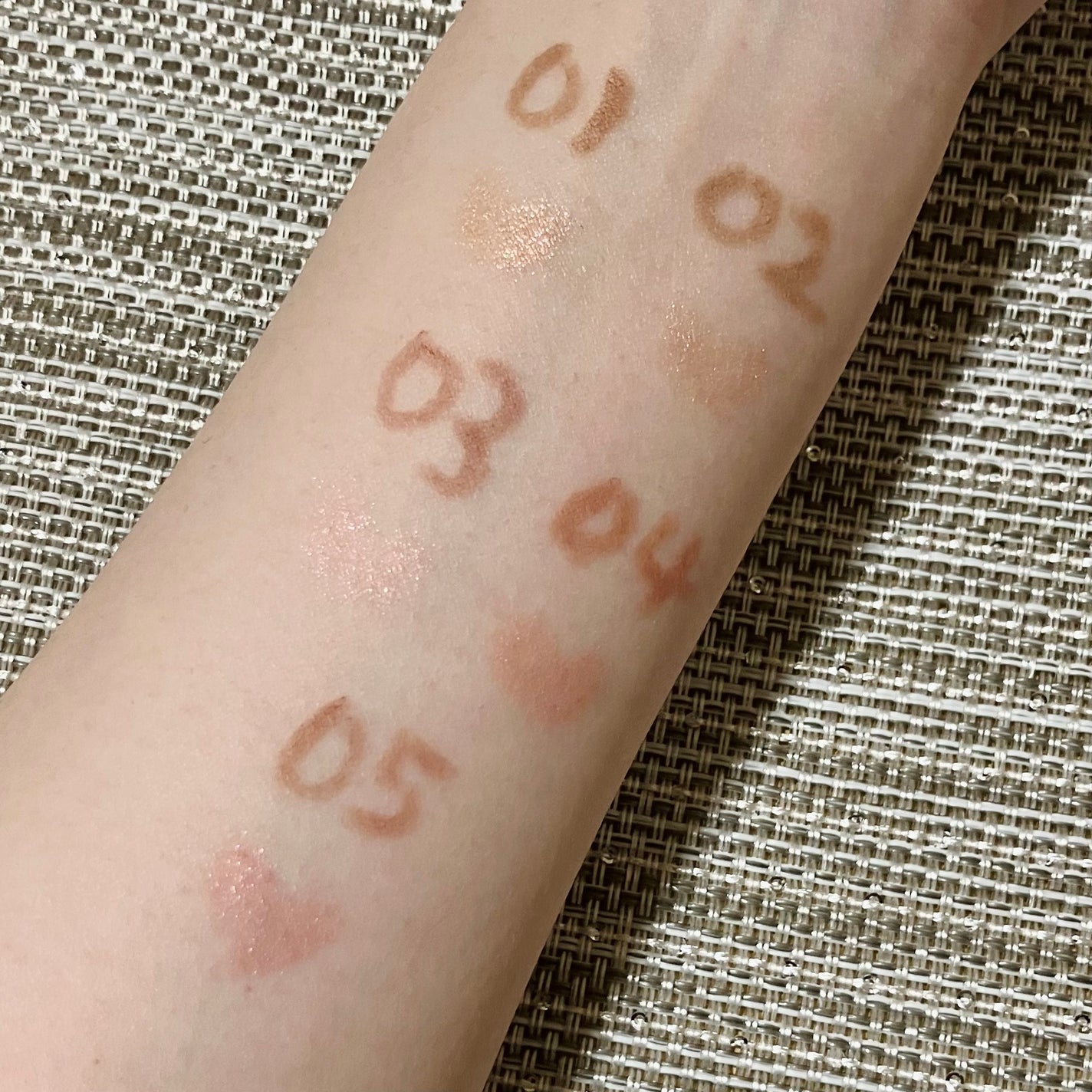 カラープレイデュアルライナー/2aN/スティックアイシャドウを使ったクチコミ(2枚目)