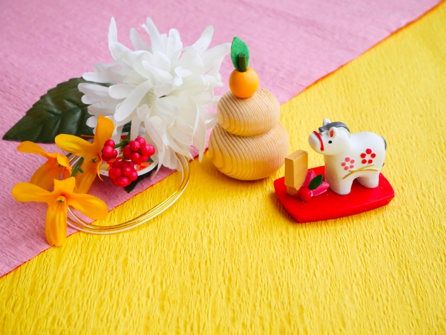 さまざまなお正月の置物