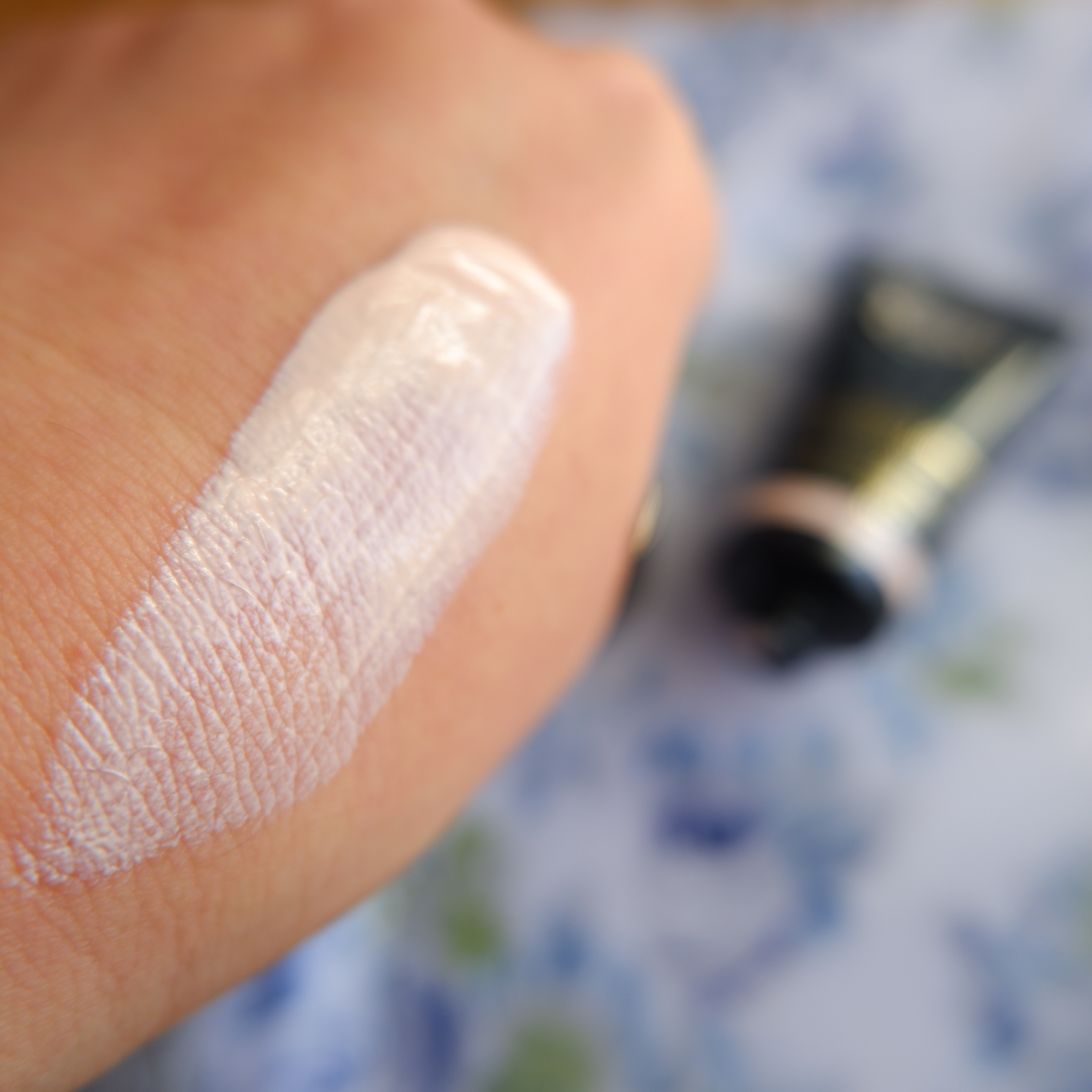 インテンシブ セラム ラディアンス プライマー ロージー/BOBBI BROWN/化粧下地を使ったクチコミ（3枚目）