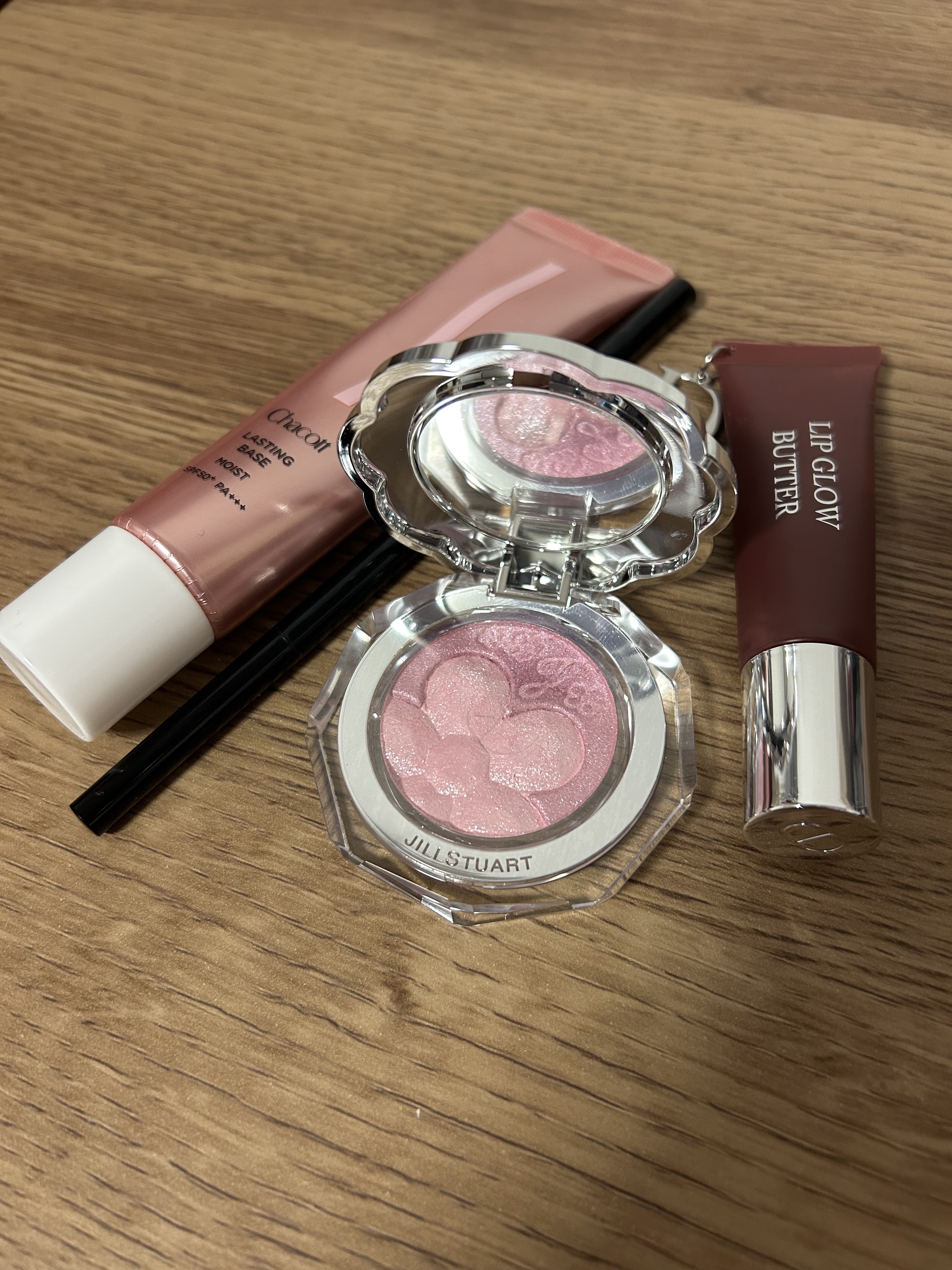 ディオール アディクト リップ グロウ バター 104 ブラック チェリー/Dior/口紅・グロス・リップライナー・リップケアを使ったクチコミ（2枚目）