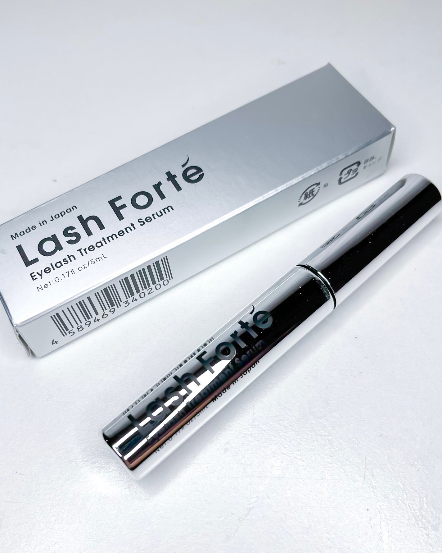 とーこ on LIPS 「LashFortéまつ毛美容液ᴗᴗ͈日本初❗️毛根幹細胞×エク..」(3枚目)