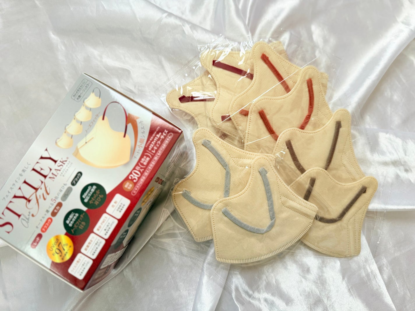 スタイリーマスク オークル(耳ひも5色)/やまと工業/マスクを使ったクチコミ(1枚目)