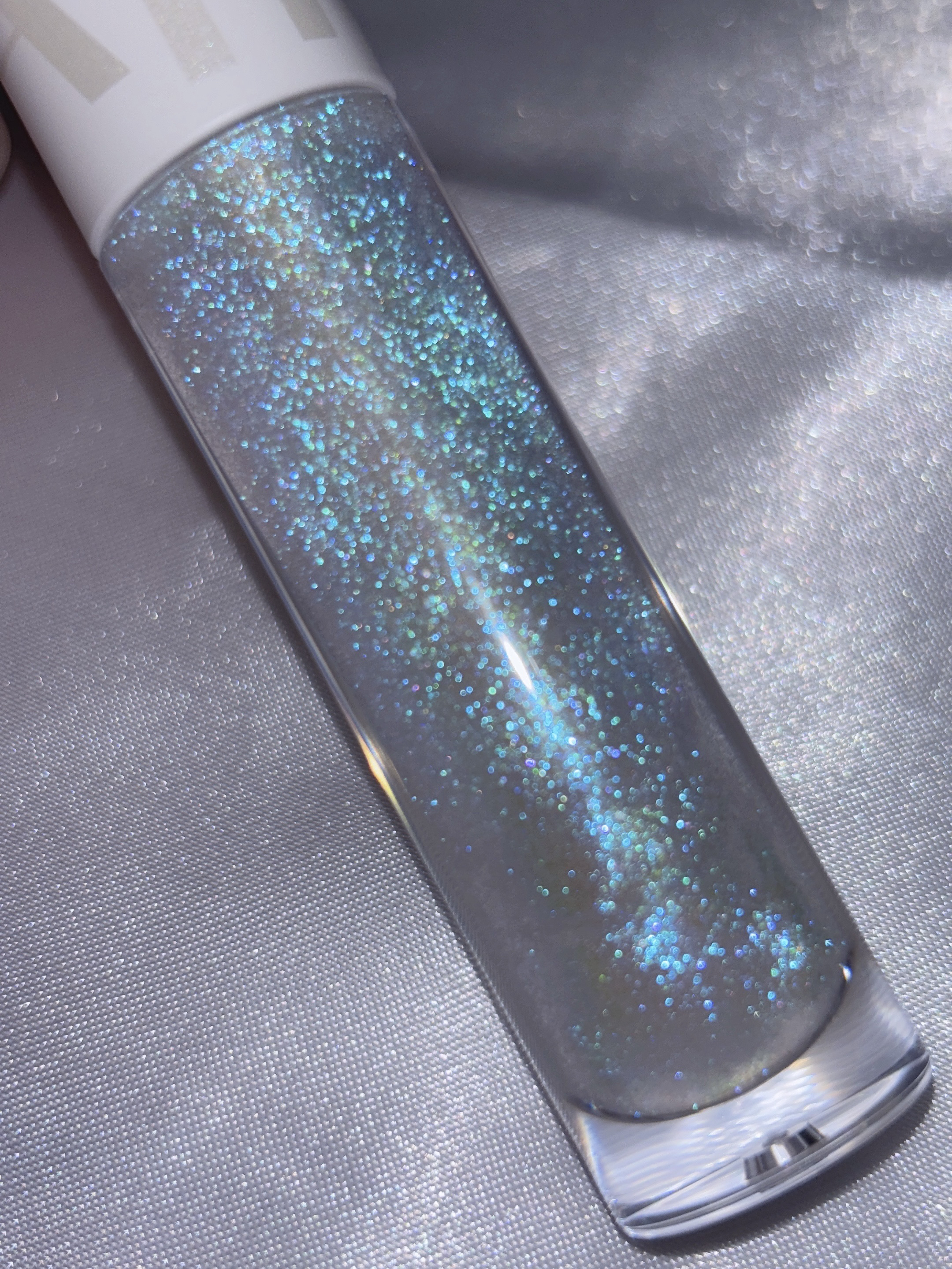 Bloom Collection グロスプランパー（限定カラー） BL100 シマーリングブルー/マキアージュ/リップグロスを使ったクチコミ（1枚目）