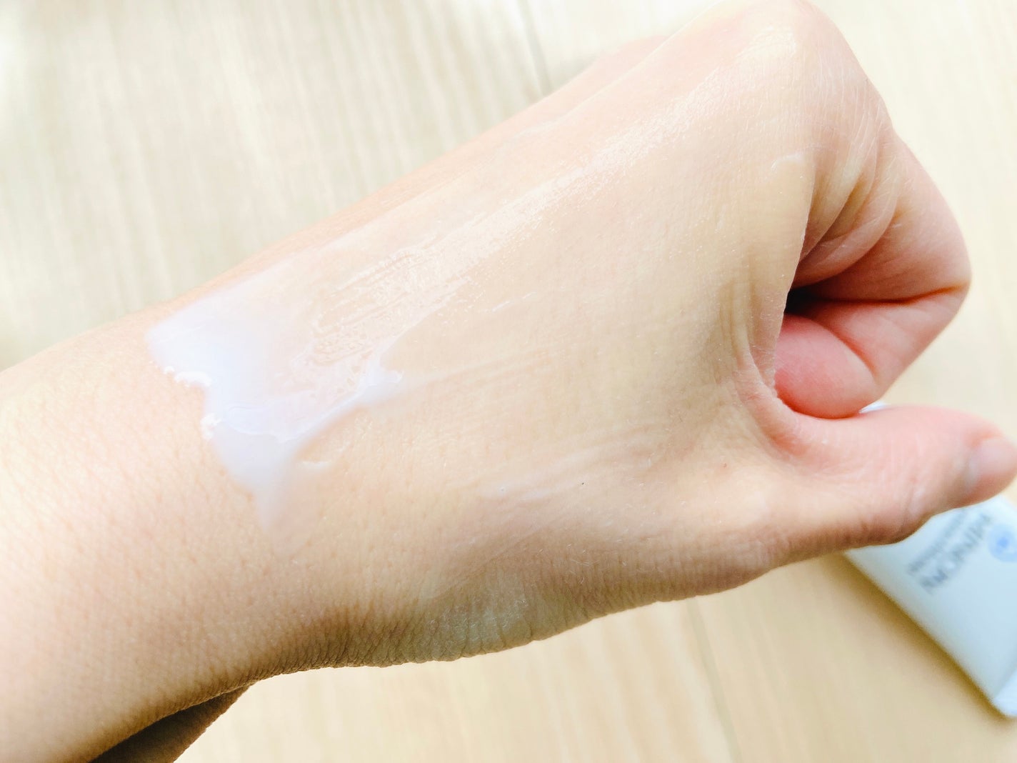 ミノン アミノモイスト ブライトニング モイストエッセンス/ミノン/美容液を使ったクチコミ(9枚目)