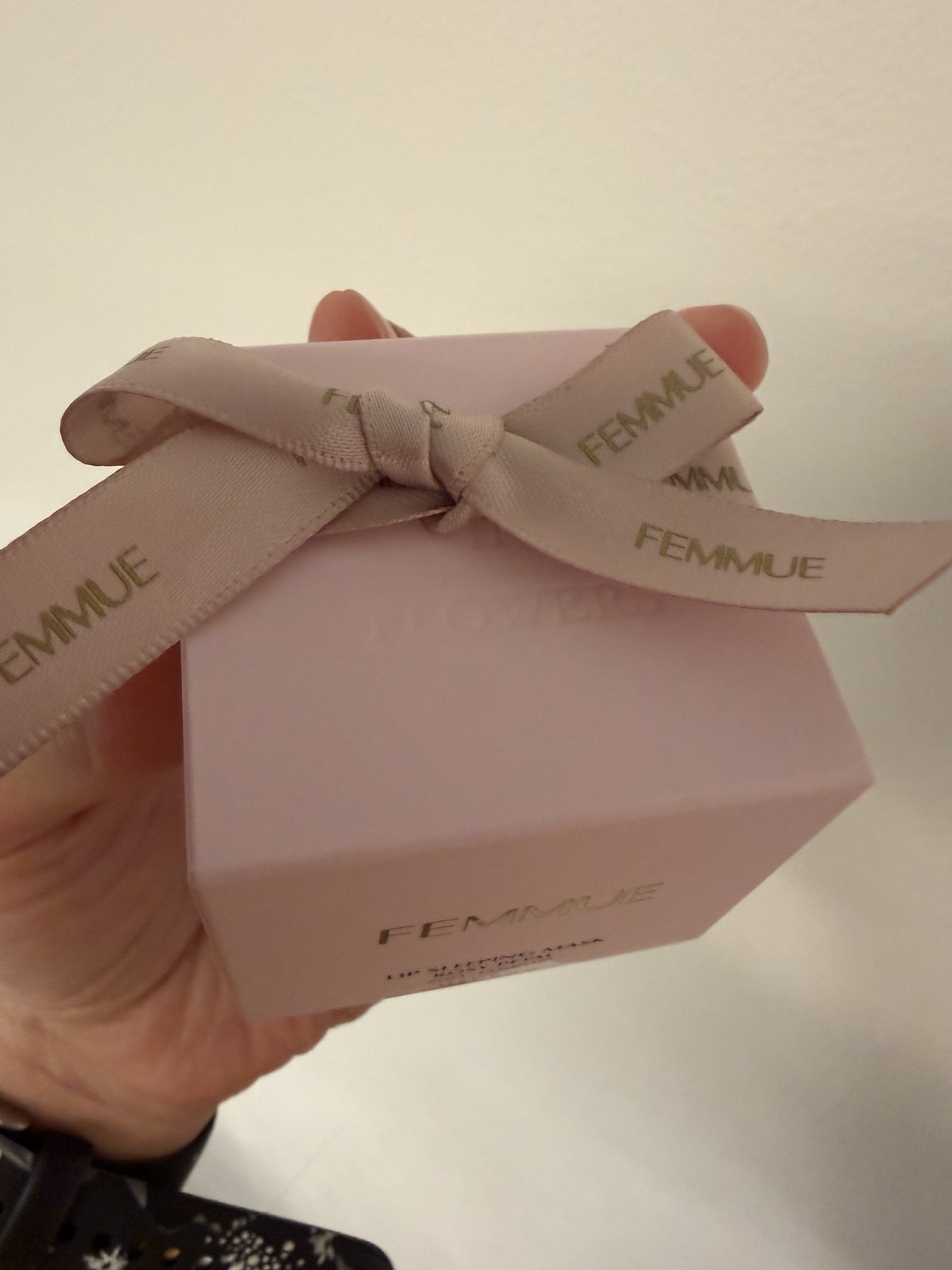 リップスリーピングマスク/FEMMUE/リップマスクを使ったクチコミ（3枚目）