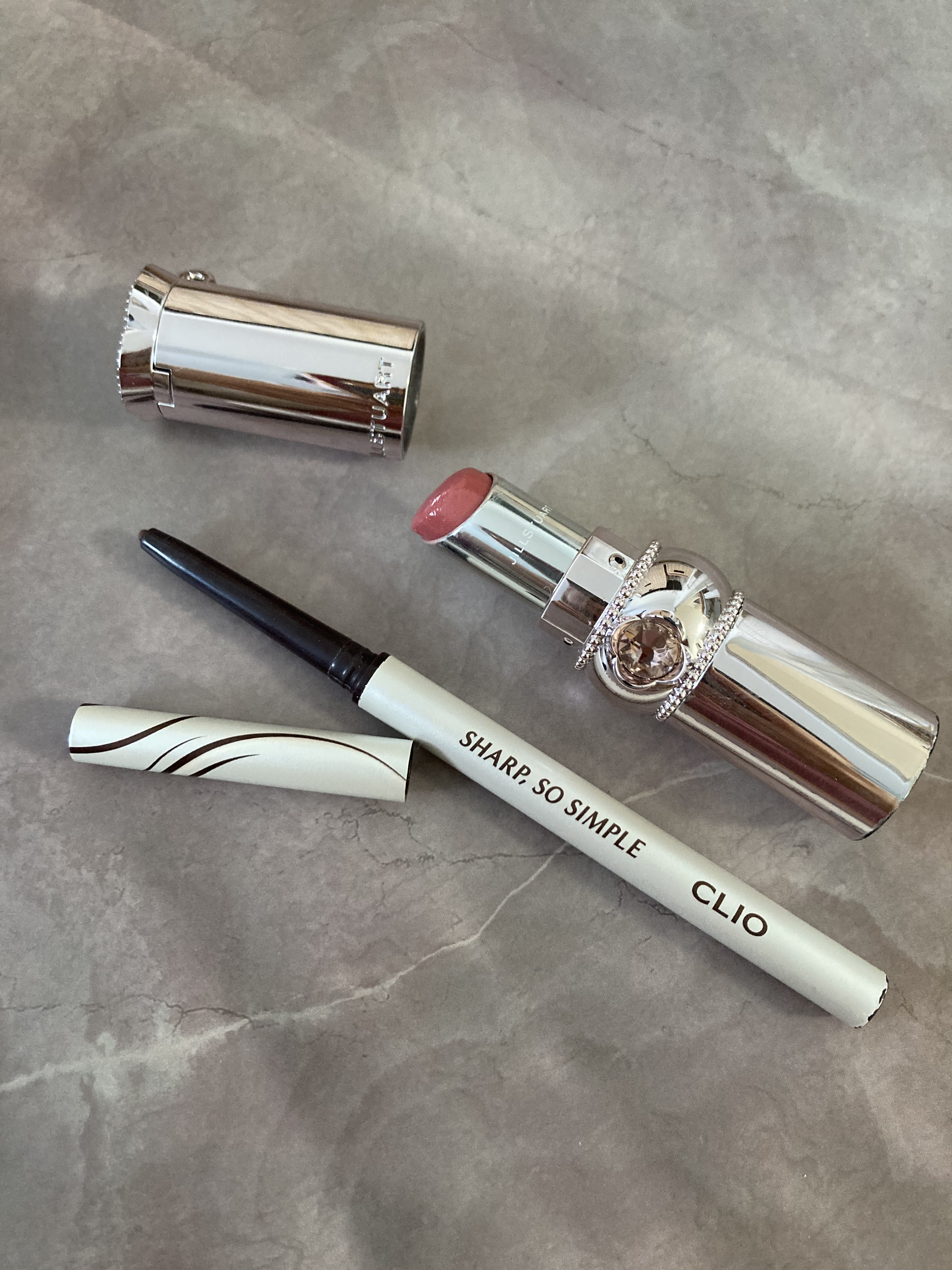 ベージュトーンアイシャドウ/CEZANNE/アイシャドウパレットを使ったクチコミ（3枚目）