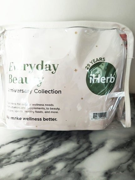毎日の美容ケア記念コレクション8点セット/iHerb/その他キットセットを使ったクチコミ(2枚目)