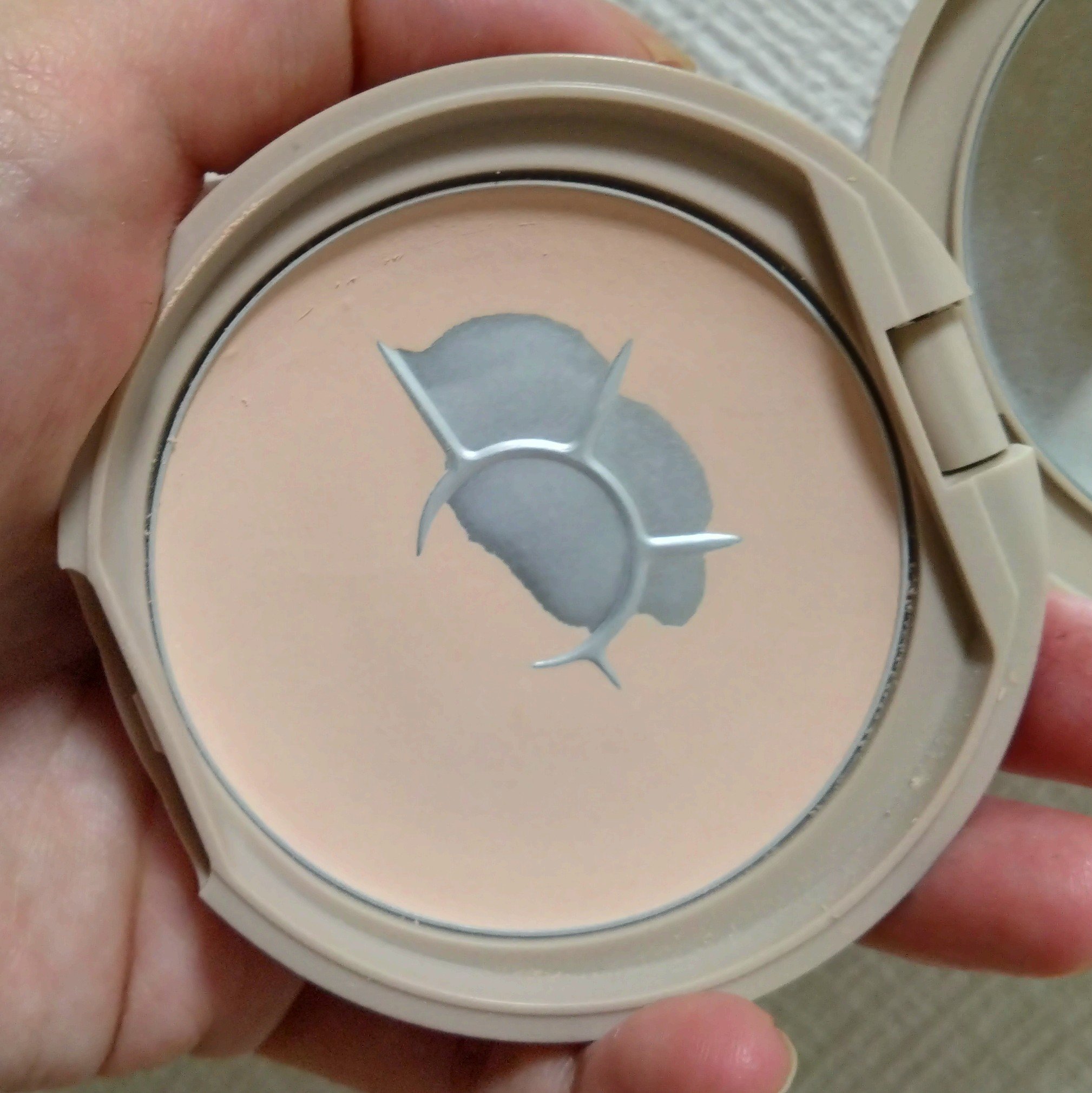 マシュマロフィニッシュパウダー ML マットライトオークル（リフィル）/キャンメイク/プレストパウダーを使ったクチコミ（2枚目）