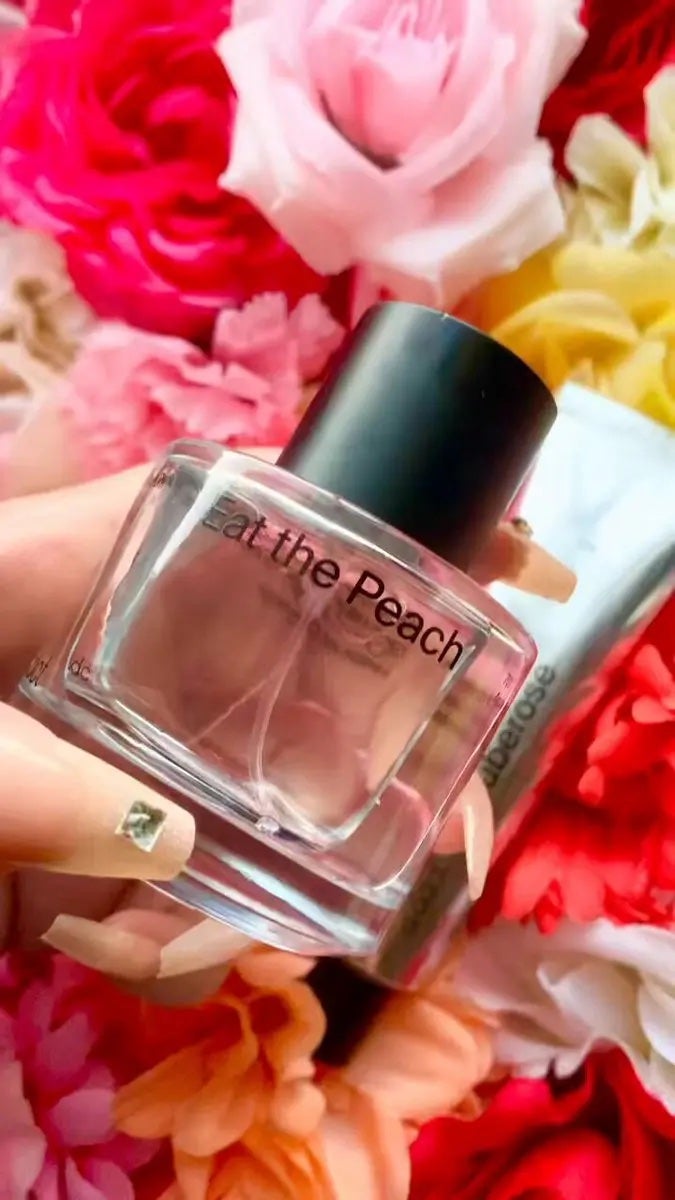 オードパフューム イートザピーチ/Addct/香水(レディース)を使ったクチコミ(4枚目)