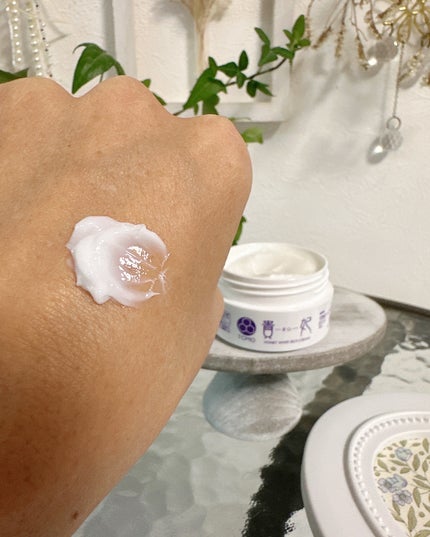 ハニーホワイトリッチクリーム 貴妃/こだわり自然化粧品/フェイスクリームを使ったクチコミ(3枚目)