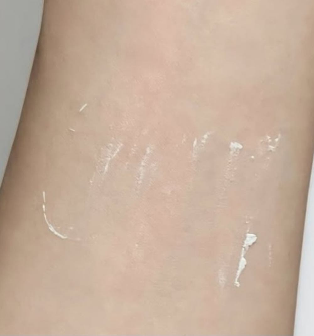 アディクション シルキーバームスティック/ADDICTION/化粧下地を使ったクチコミ（3枚目）