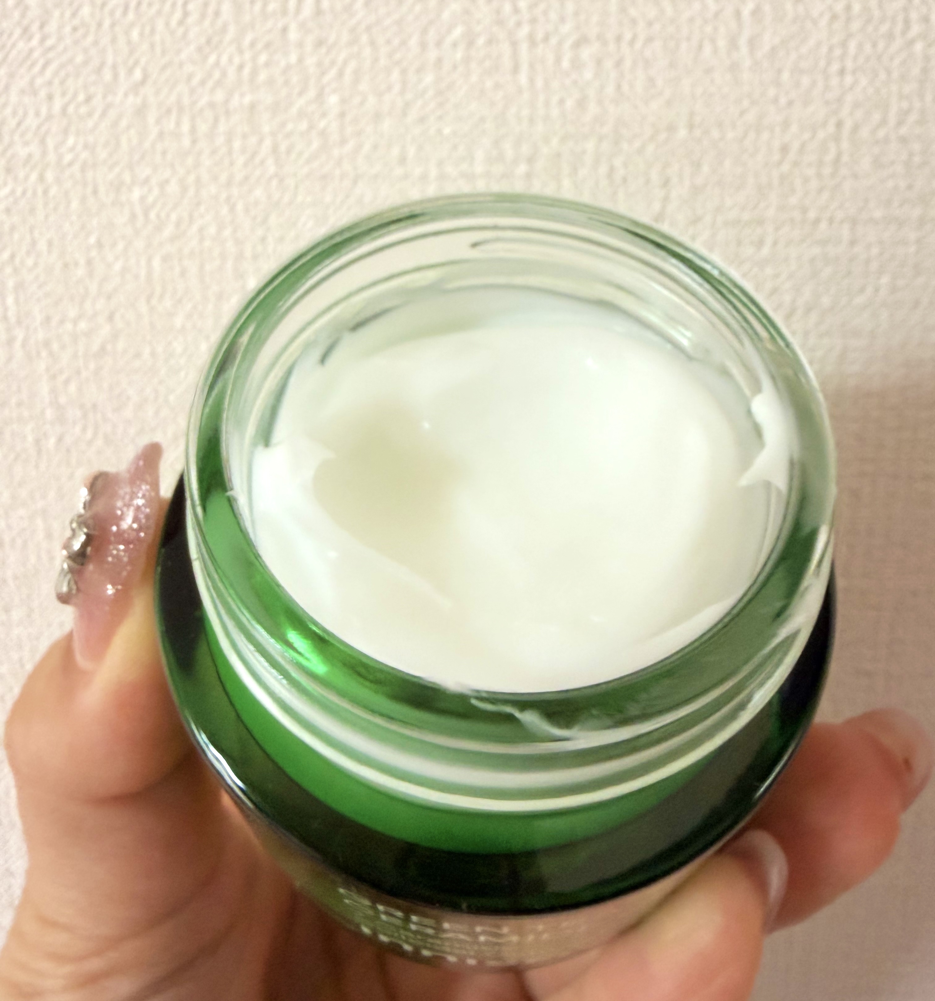 グリーンティー セラミド バリア クリーム​/innisfree/フェイスクリームを使ったクチコミ（2枚目）