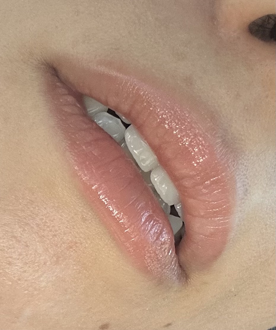 ルージュ ココ フラッシュ/CHANEL/口紅を使ったクチコミ（2枚目）